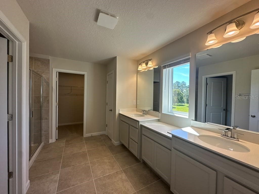 Townhouse at 647 HIGHFALLS AVE, DEBARY, photo 10 of 22