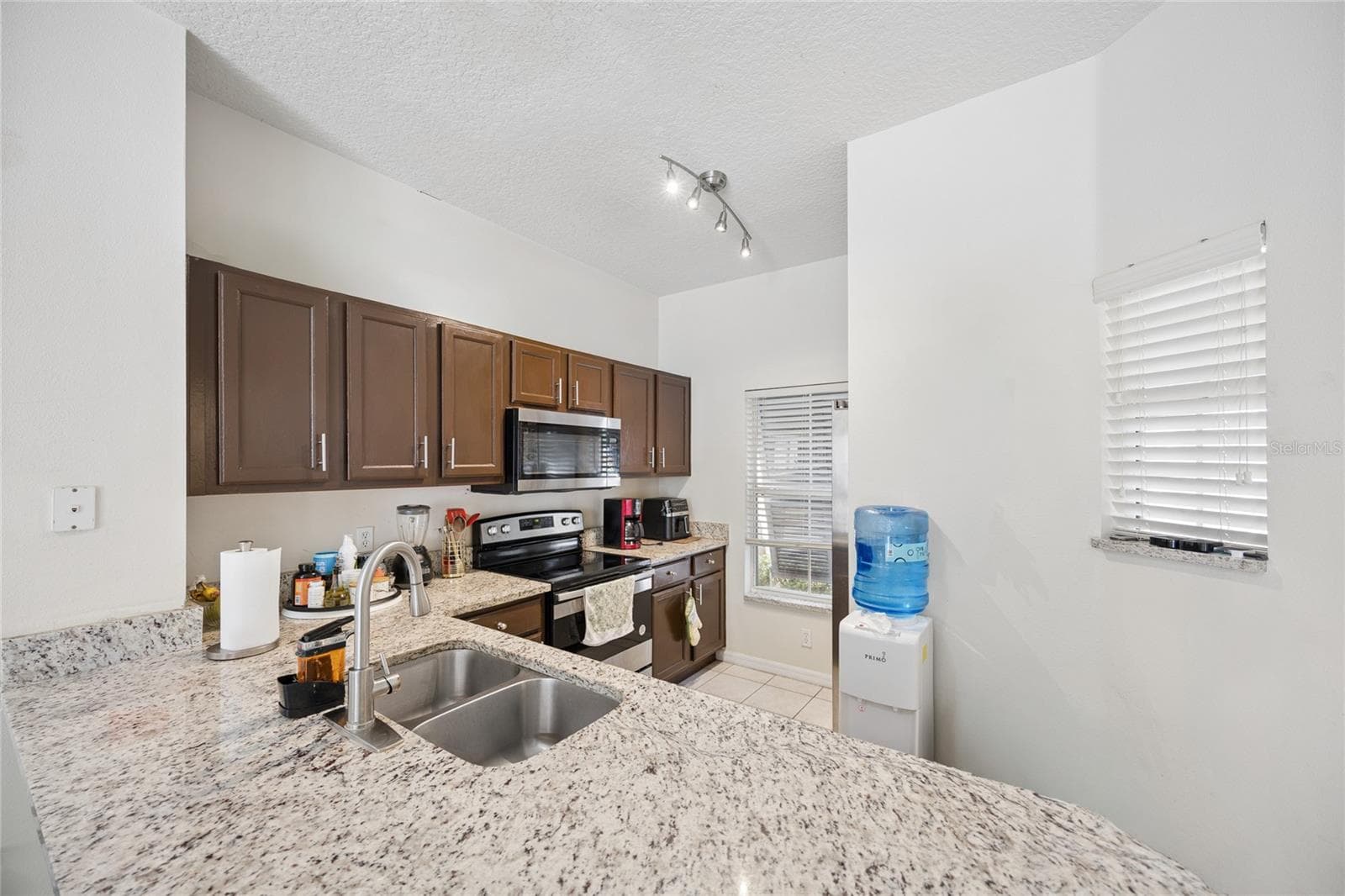 Townhouse at 4526 ALBERTO CIR, KISSIMMEE, photo 6 of 30