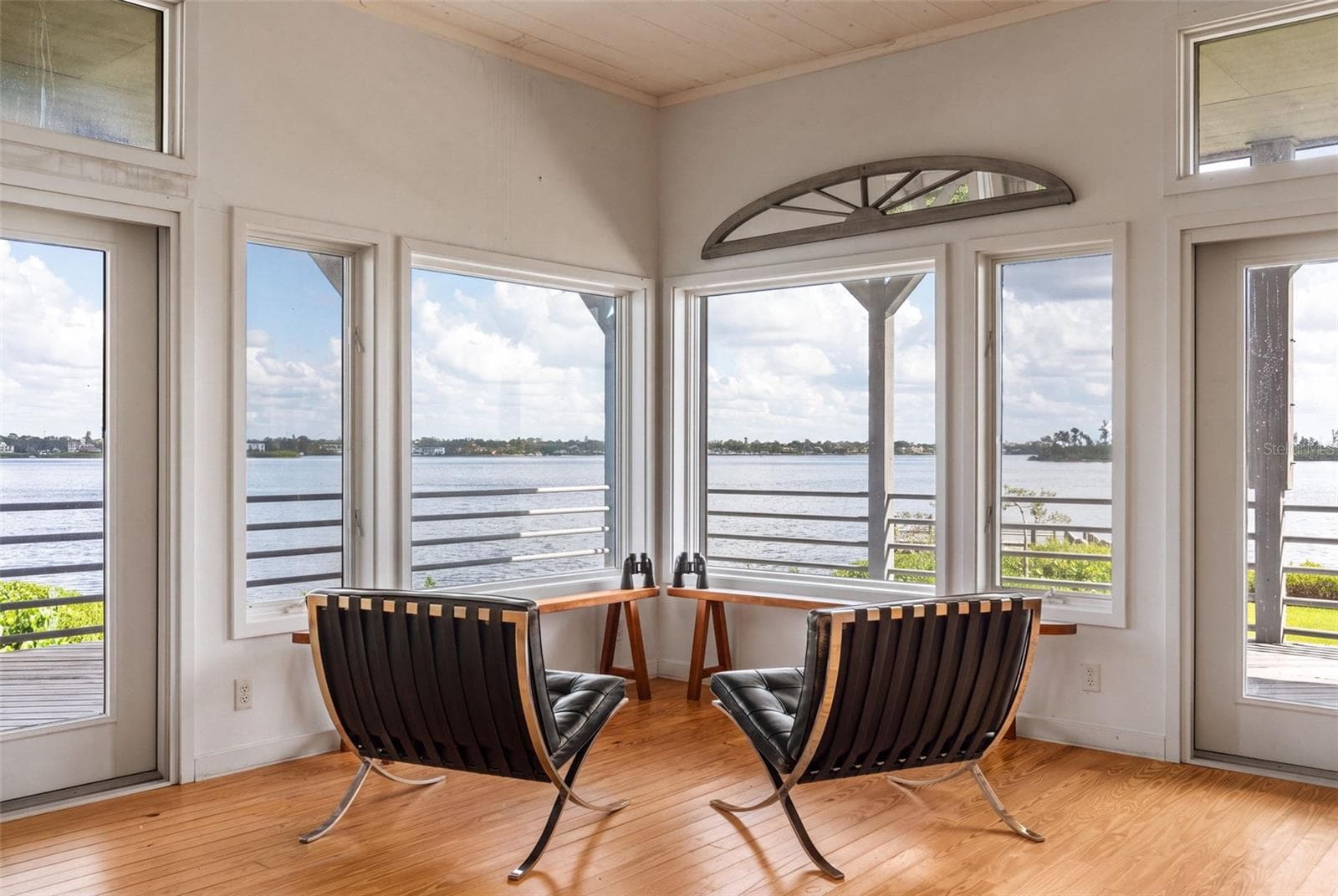Single Family Residence at 4196 ROBERTS POINT CIR, SARASOTA, photo 21 of 79
