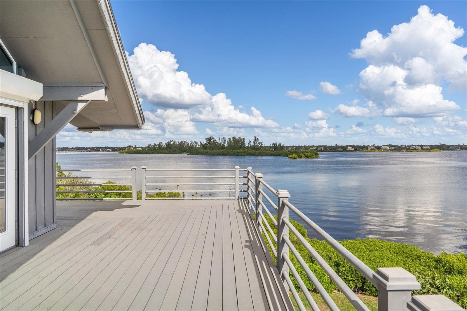 Single Family Residence at 4196 ROBERTS POINT CIR, SARASOTA, photo 33 of 79