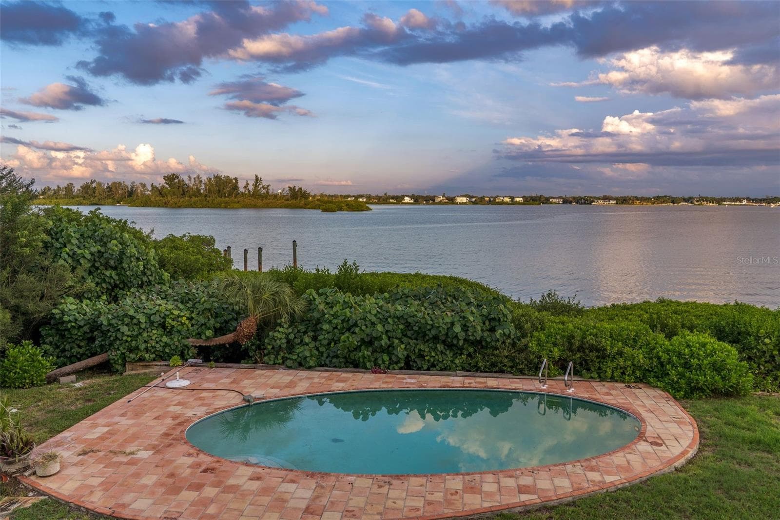 Single Family Residence at 4196 ROBERTS POINT CIR, SARASOTA, photo 65 of 79