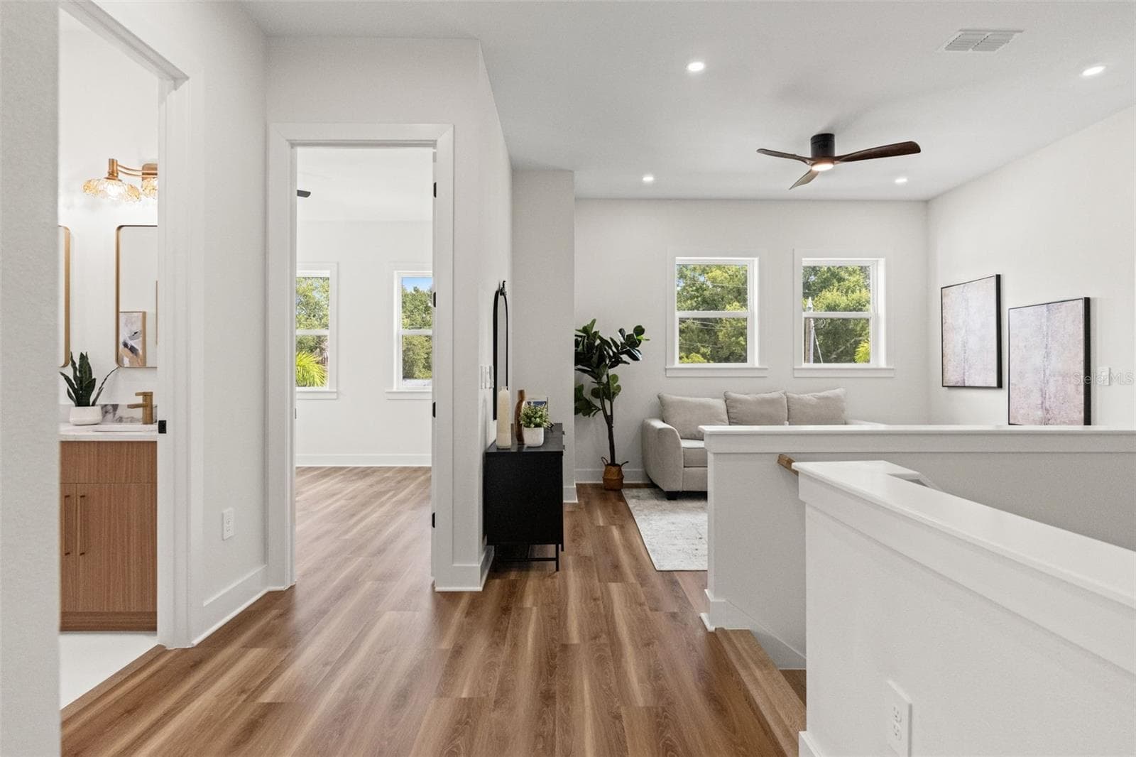 Upstairs loft - 10144 HODSON PL, SEMINOLE