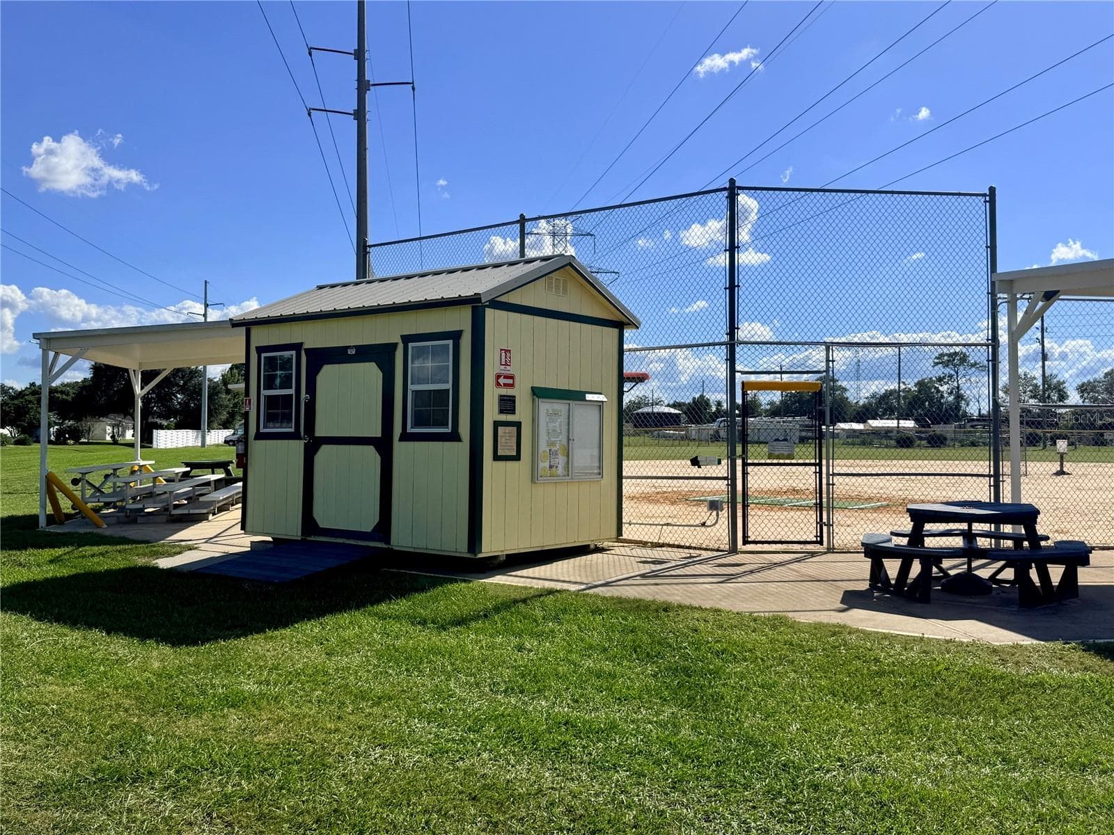 Softball Field - 911 GRAND VISTA TRL, LEESBURG