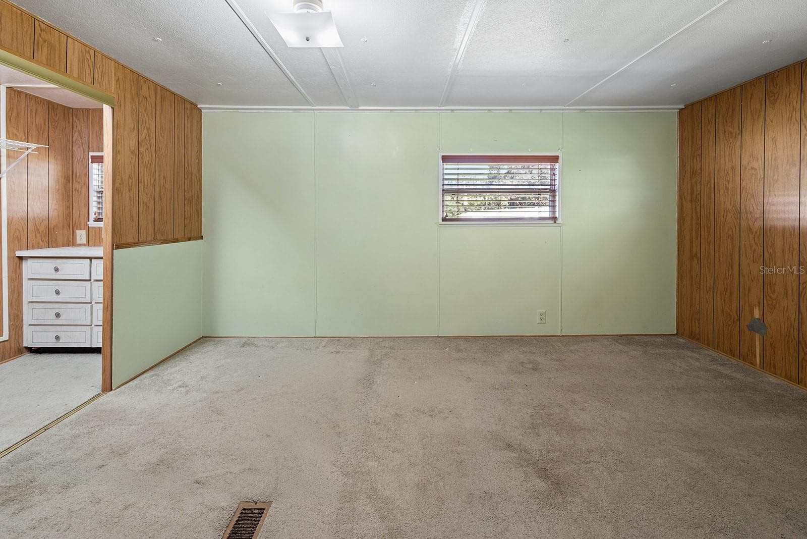 Mobile Home at 1690 NE 134TH ST, TRENTON, photo 26 of 41