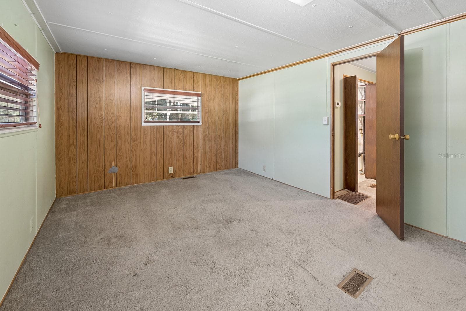 Mobile Home at 1690 NE 134TH ST, TRENTON, photo 28 of 41