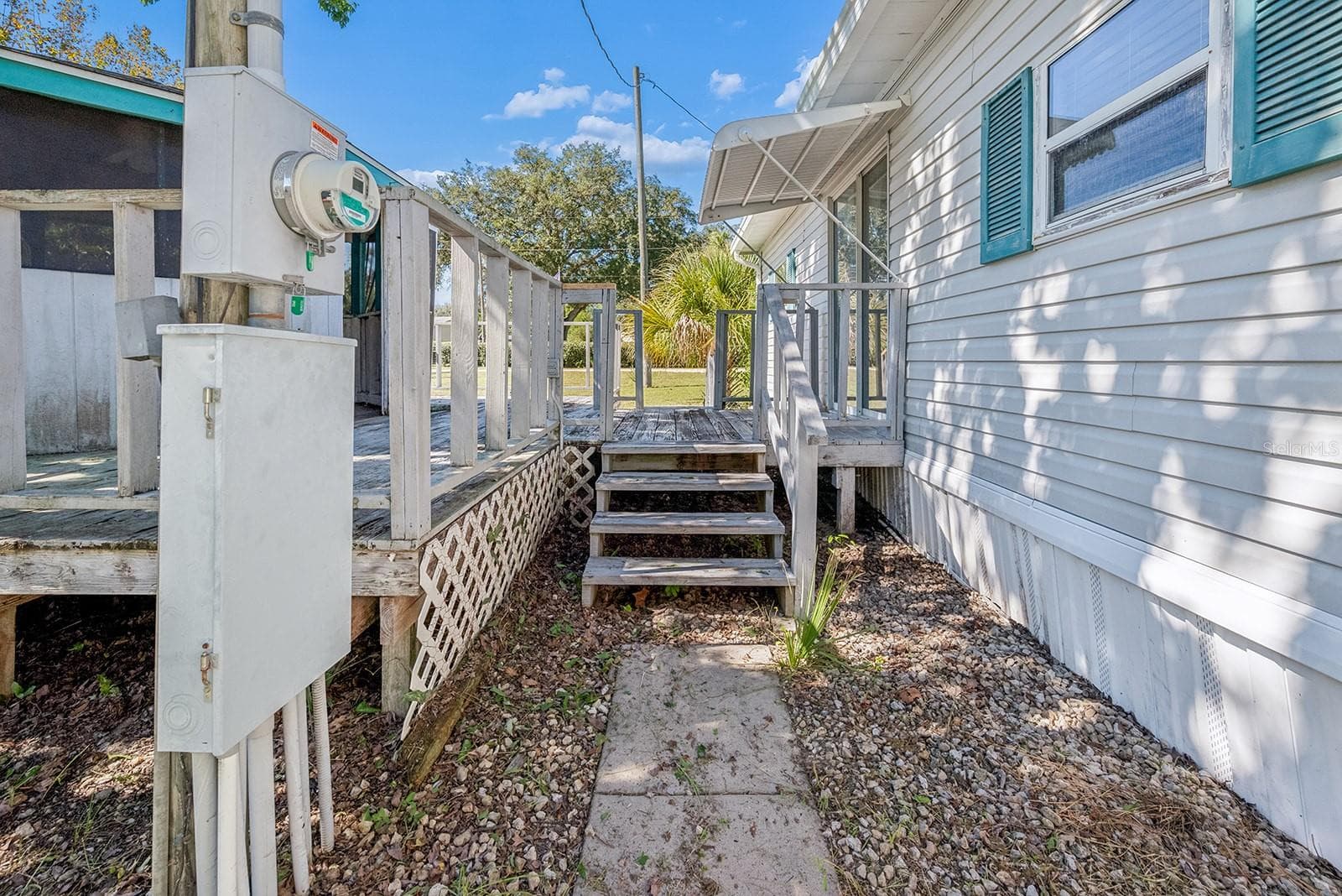 Mobile Home at 1690 NE 134TH ST, TRENTON, photo 36 of 41