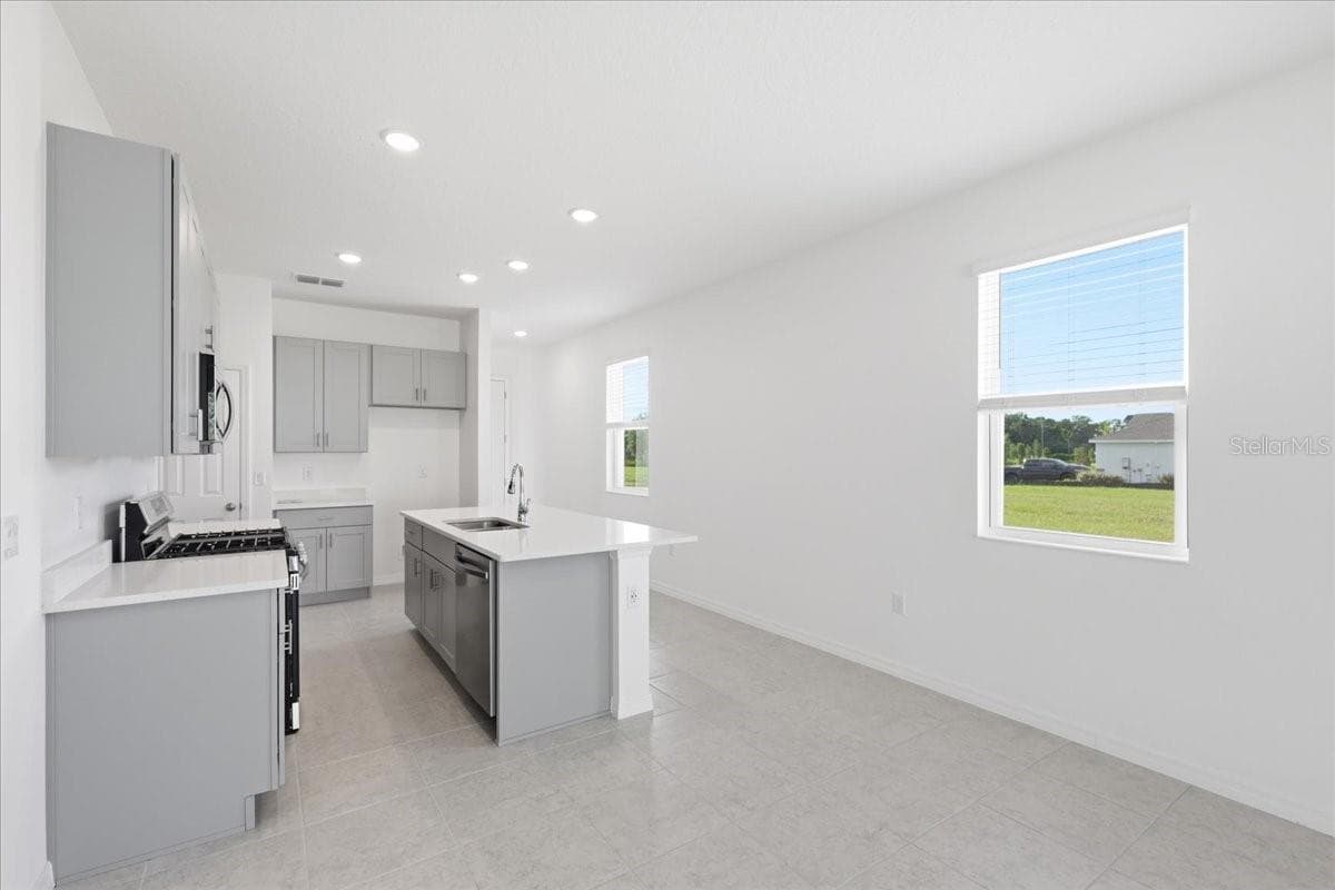 Single Family Residence at 3040 WINDSWEPT, WILDWOOD, photo 5 of 20