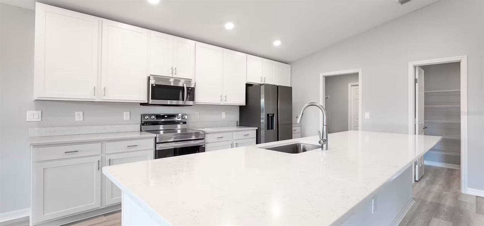 Single Family Residence at 525 VITTORIO DR, WINTER HAVEN, photo 5 of 9