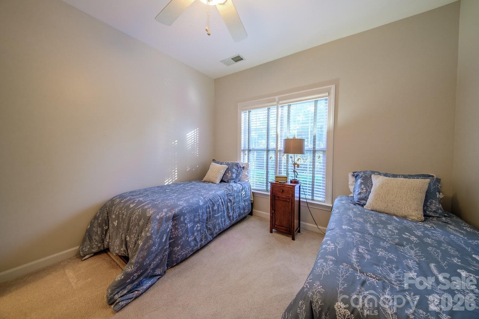 Condominium at 8562 Highland Glen Drive, Charlotte, photo 20 of 24