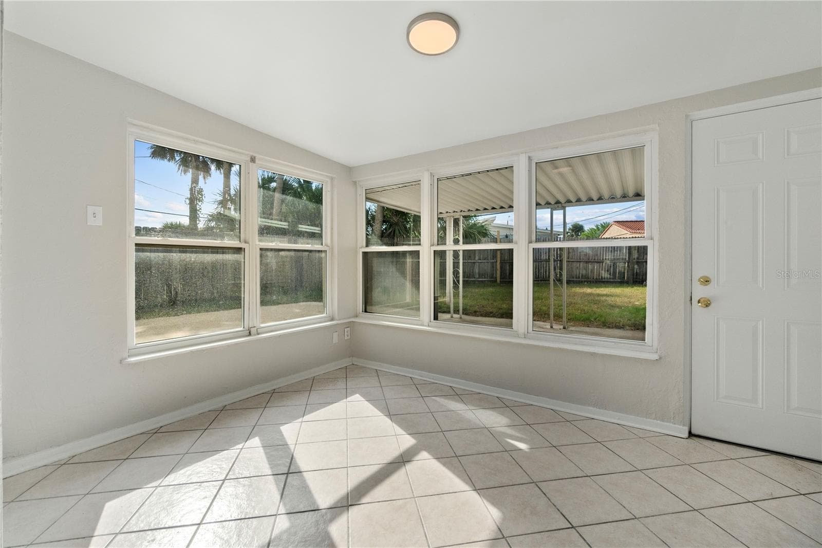 Single Family Residence at 16 HIBISCUS DR, ORMOND BEACH, photo 6 of 28