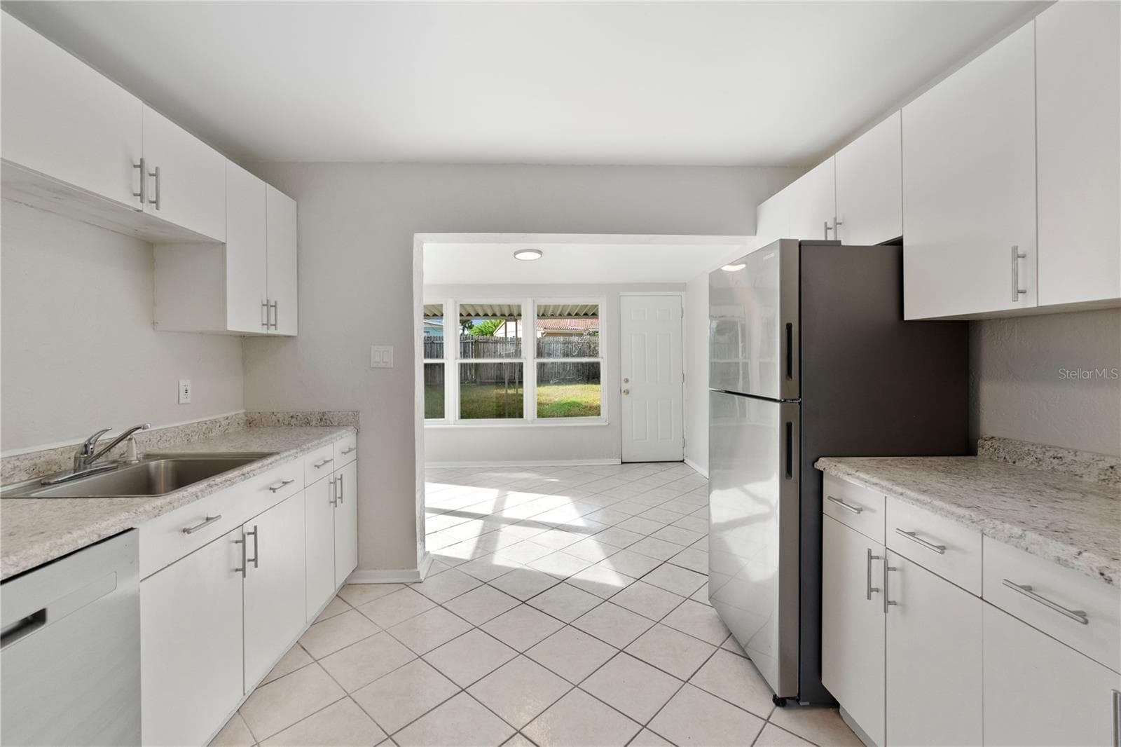Single Family Residence at 16 HIBISCUS DR, ORMOND BEACH, photo 10 of 28