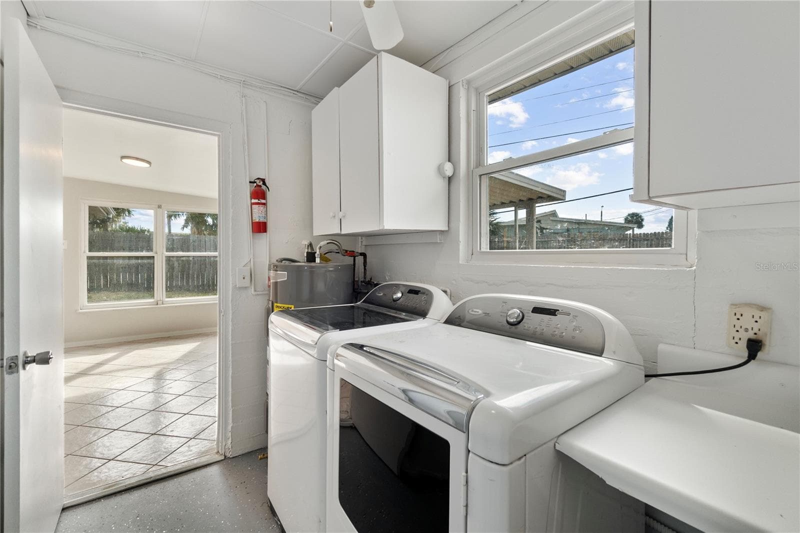 Single Family Residence at 16 HIBISCUS DR, ORMOND BEACH, photo 13 of 28