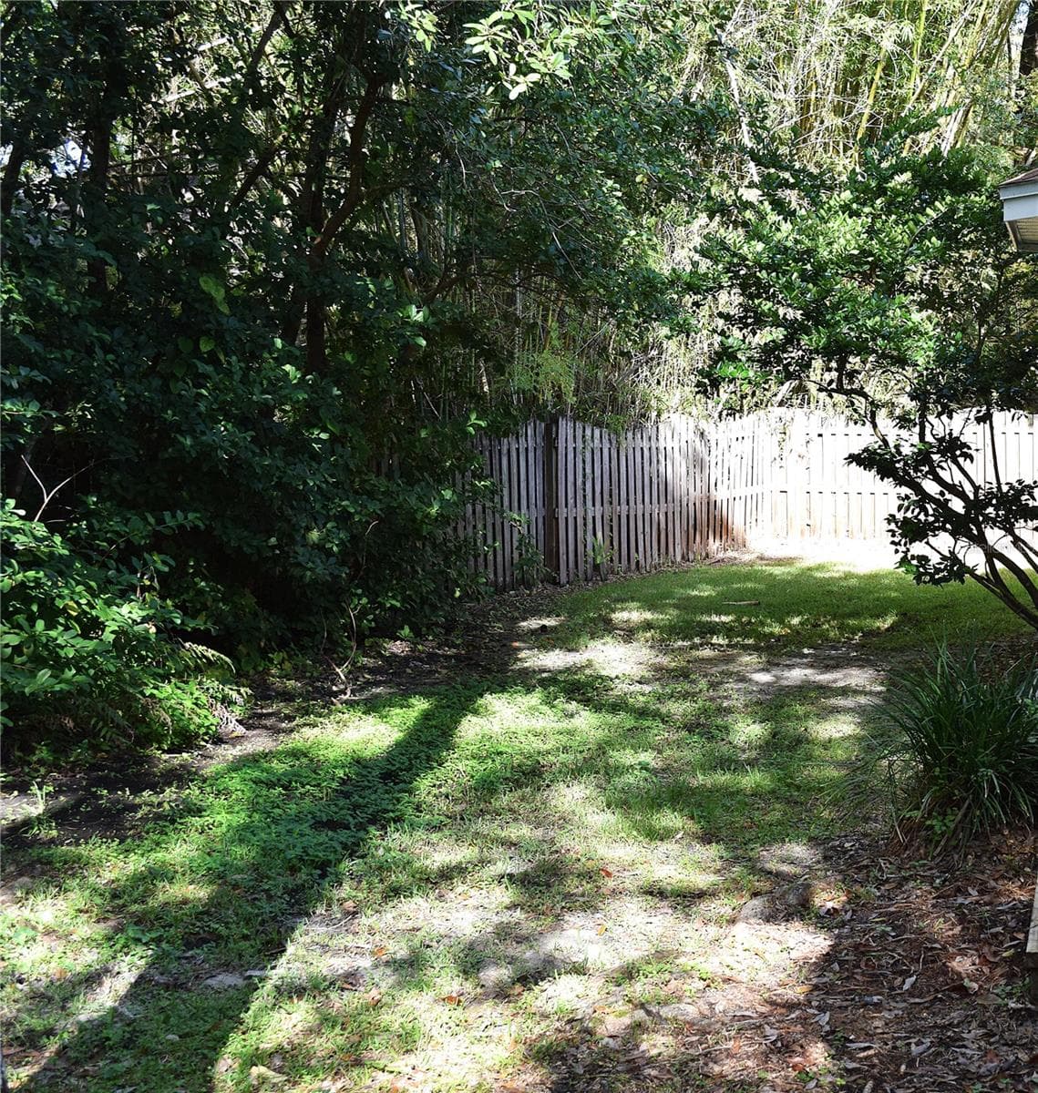 Single Family Residence at 450 CASCADE LN, PALM HARBOR, photo 5 of 24