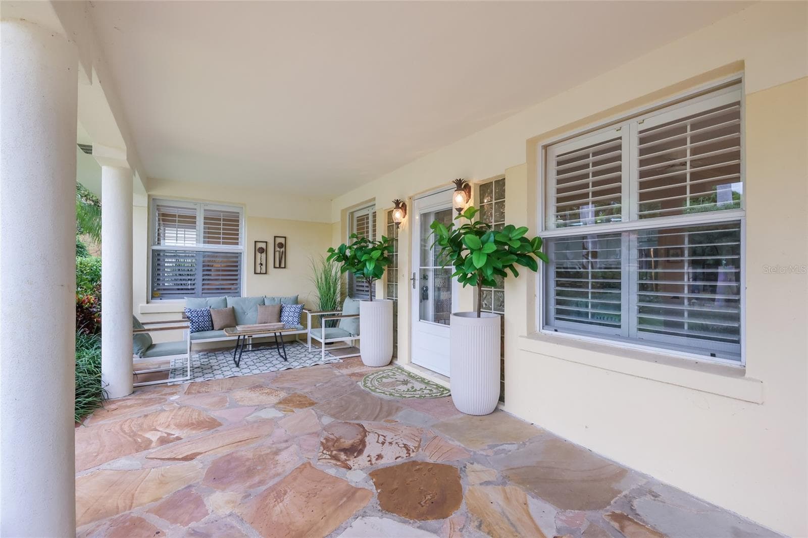 Single Family Residence at 128 S WASHINGTON DR, SARASOTA, photo 11 of 20