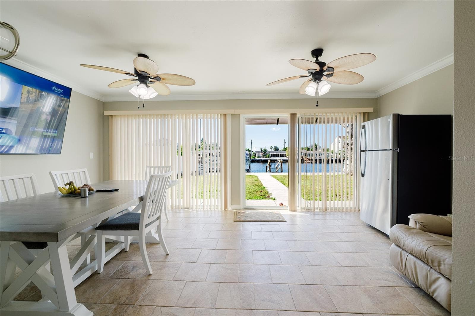 Single Family Residence at 13637 LAGOON DR, HUDSON, photo 19 of 25