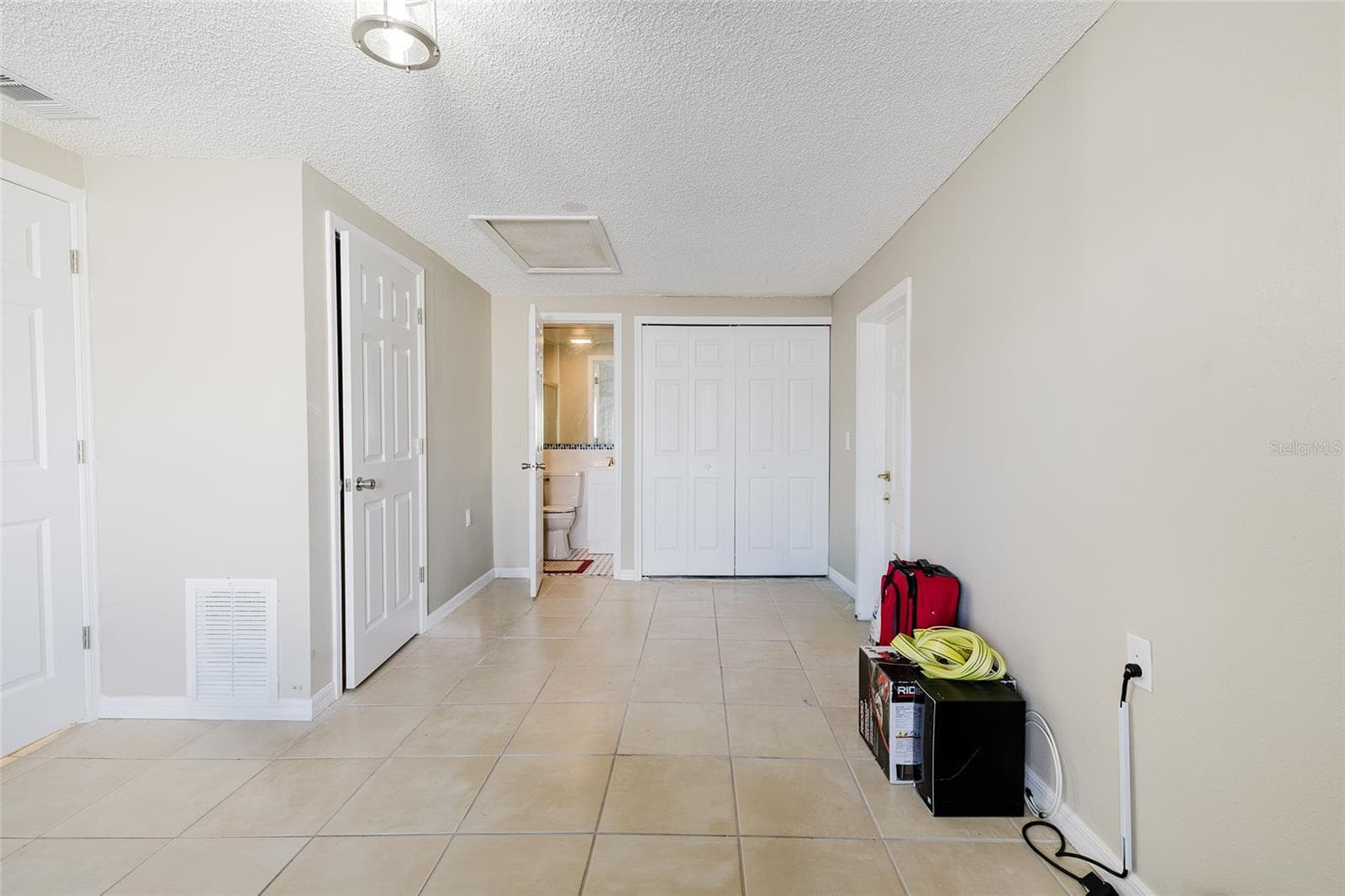 Single Family Residence at 13637 LAGOON DR, HUDSON, photo 21 of 25