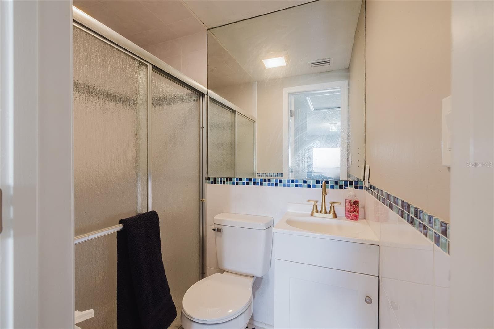Single Family Residence at 13637 LAGOON DR, HUDSON, photo 22 of 25