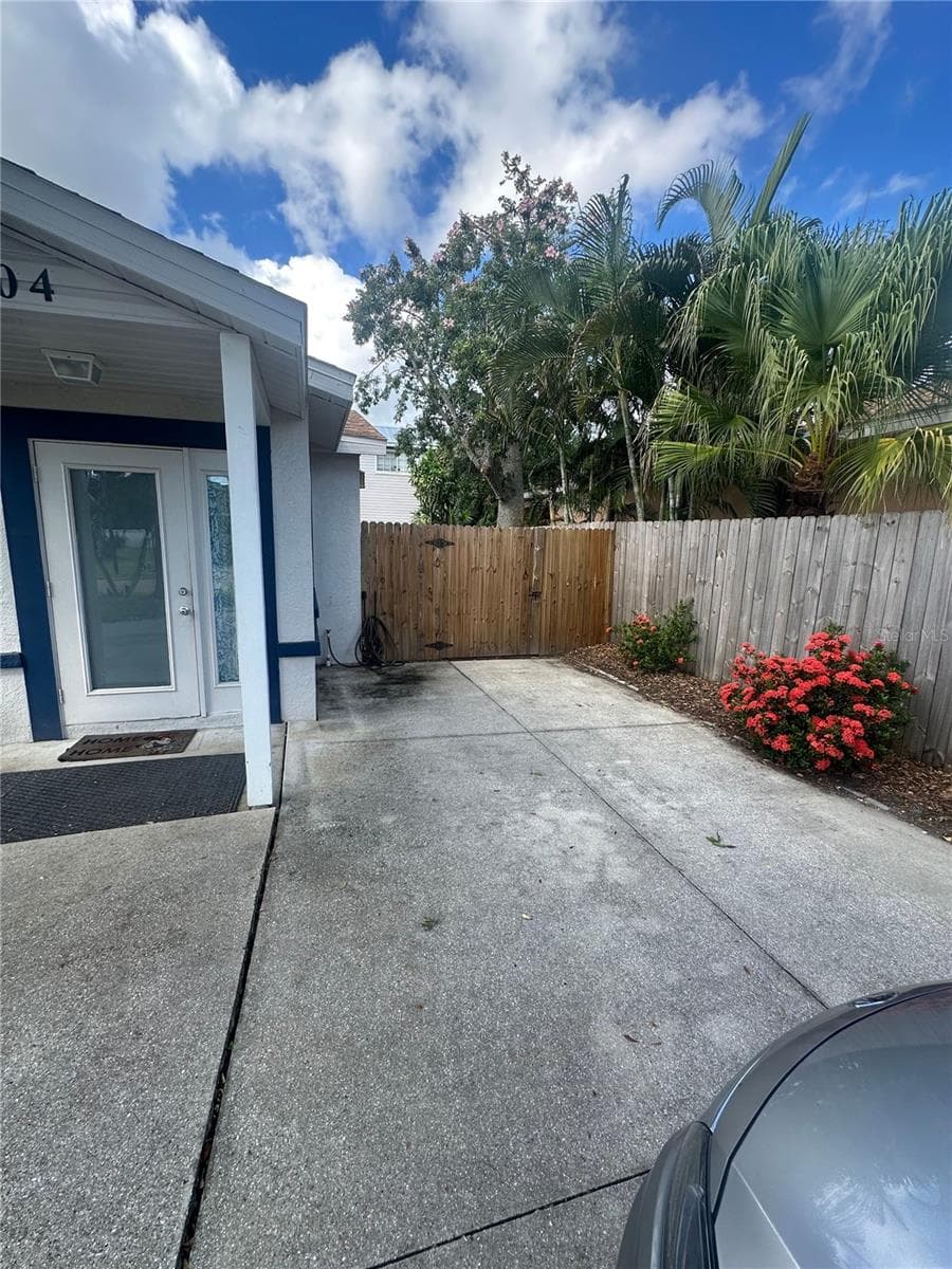 NORTH EXTERIOR - 204 W 36TH ST W, BRADENTON