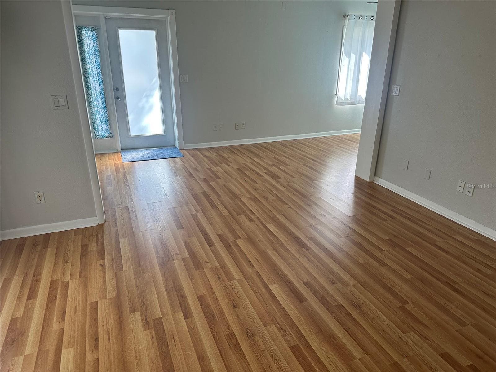FAMILY ROOM - 204 W 36TH ST W, BRADENTON