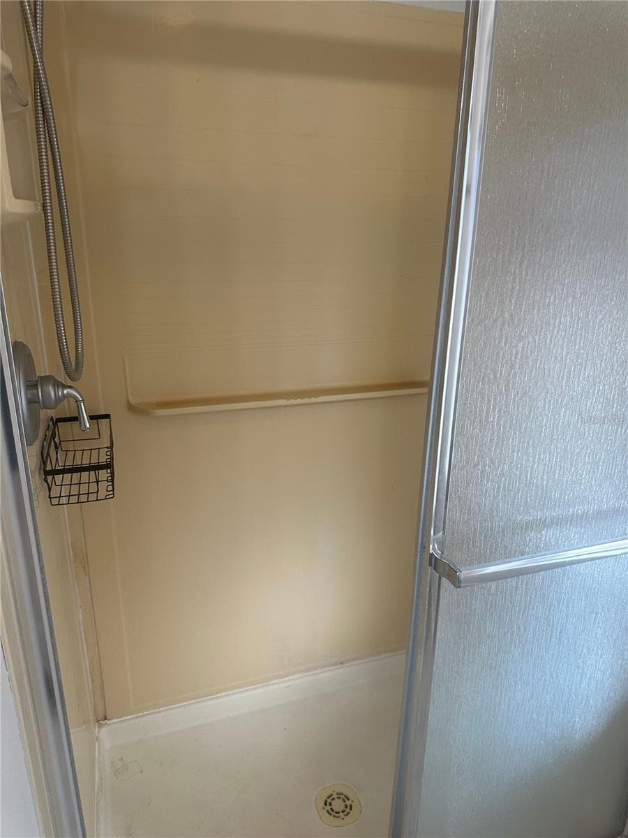 EN SUITE WALK IN SHOWER - 204 W 36TH ST W, BRADENTON