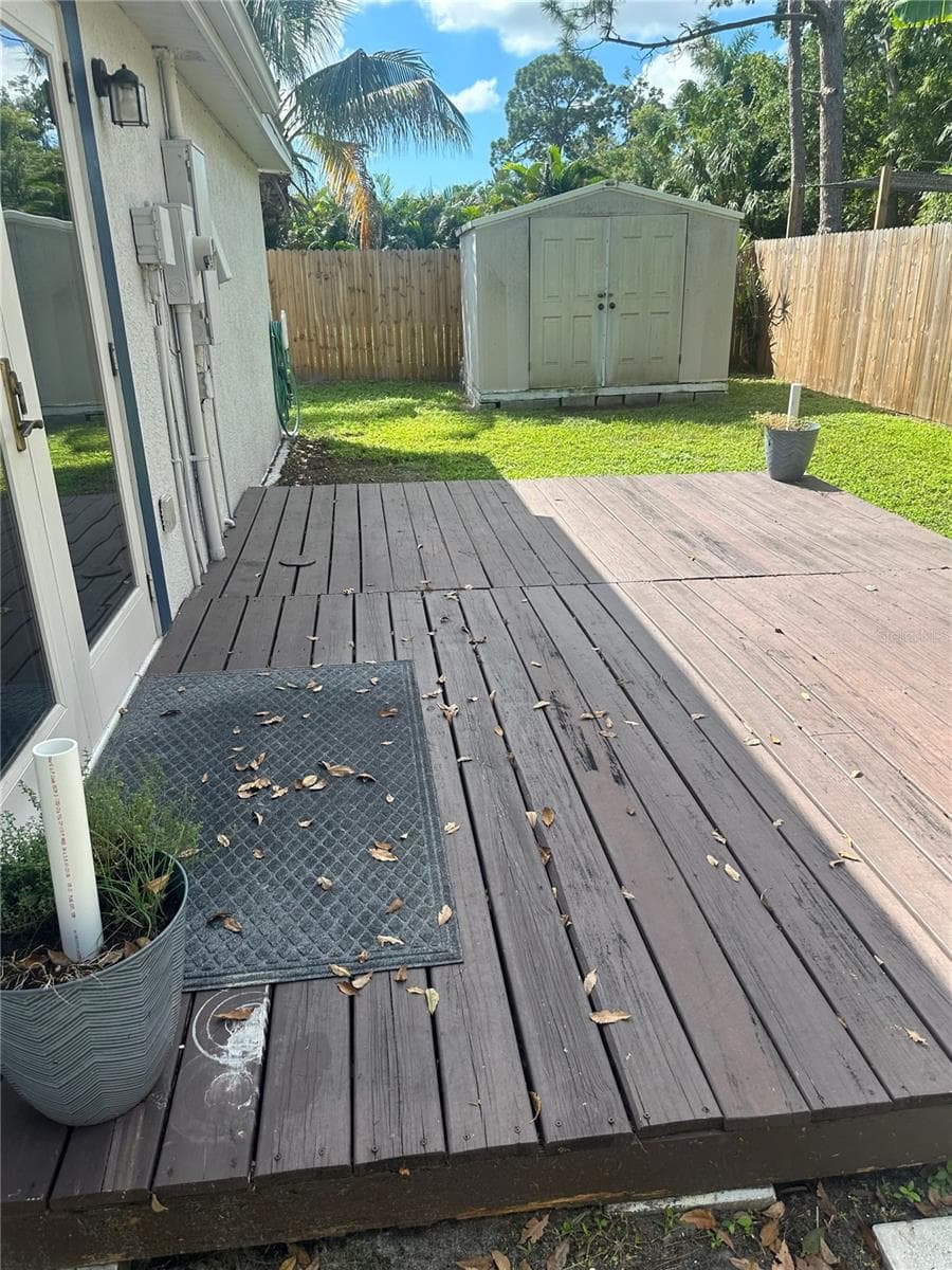 DECK LOOKING SOUTH - 204 W 36TH ST W, BRADENTON