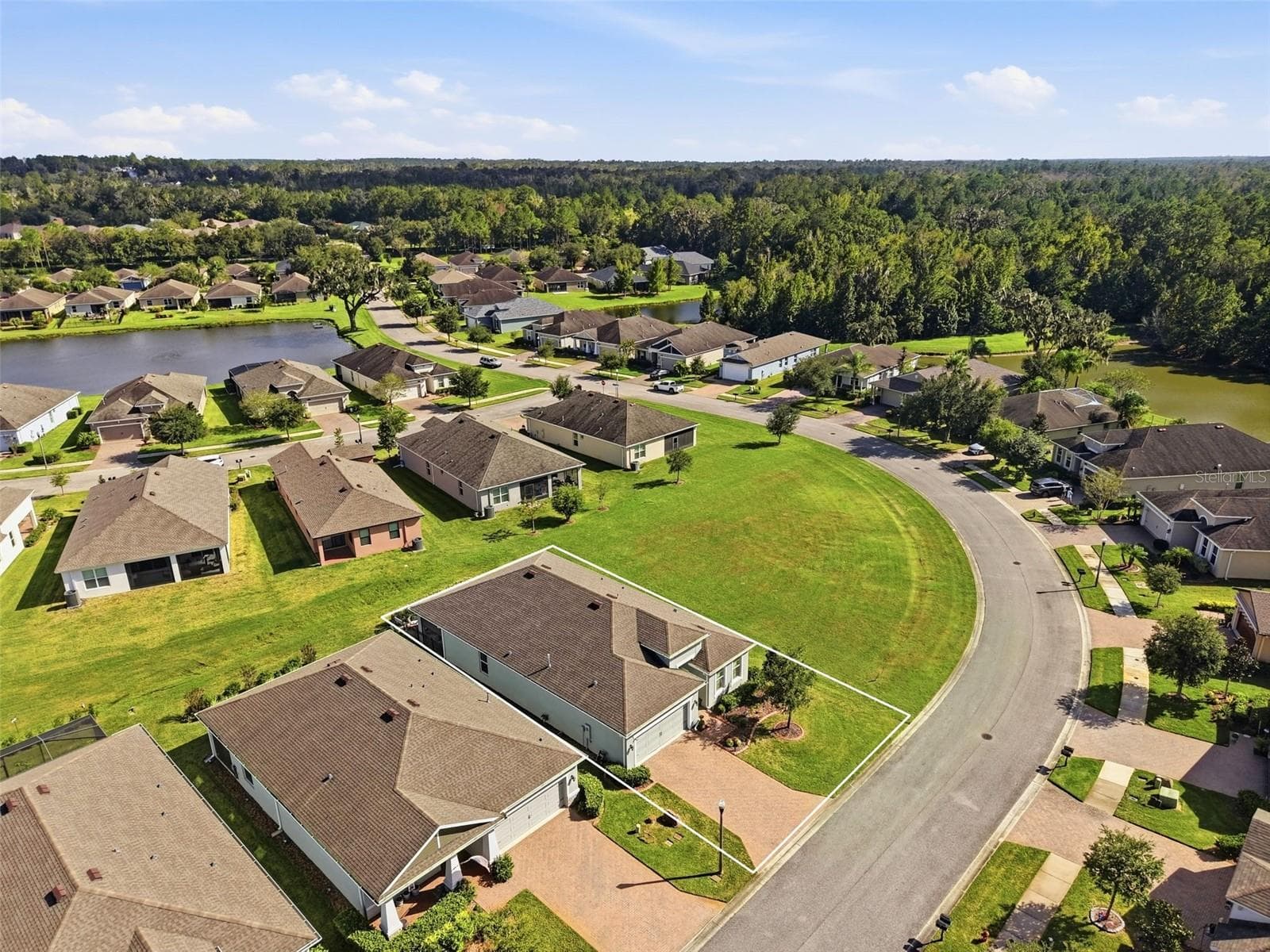 Single Family Residence at 19458 FORT KING RUN, BROOKSVILLE, photo 35 of 58