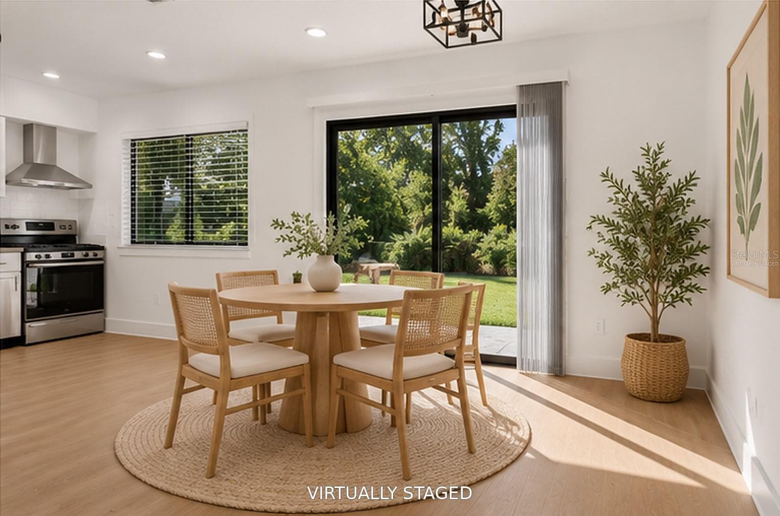 VIRTUALLY STAGED. Open dining area makes everyday meals and entertaining a breeze. - 16107 SEA PINES DR, HUDSON