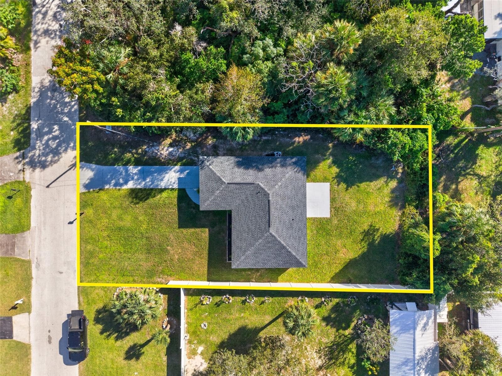 Lot Lines must be measured and verified by the buyer. This is an estimate for illustrative purposes only. - 16107 SEA PINES DR, HUDSON