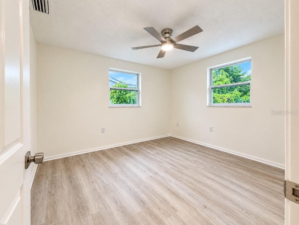 Single Family Residence at 10032 KINGSWOOD LN, PORT RICHEY, photo 12 of 18