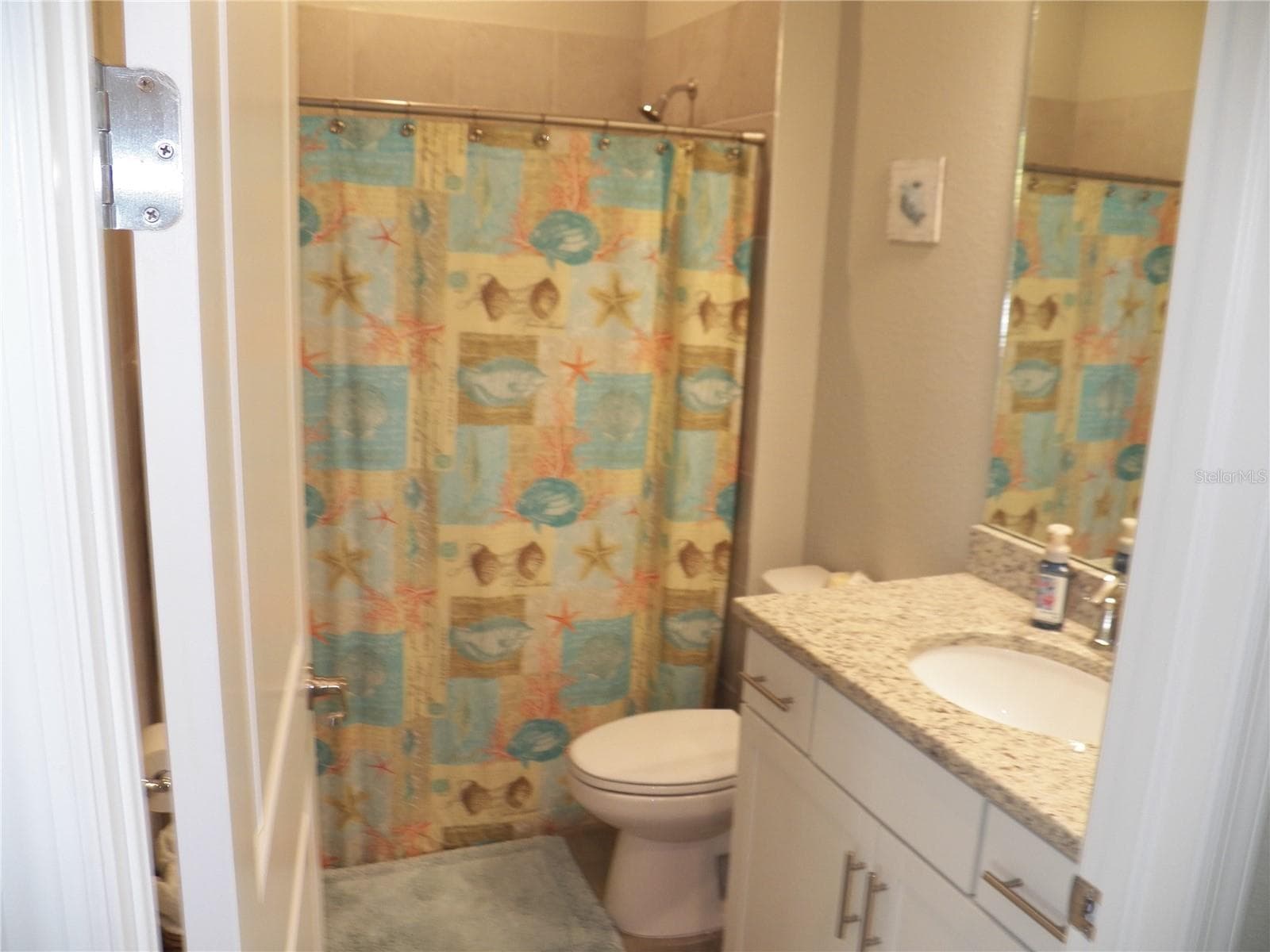 Guest bath - 15042 BLACK CHERRY WAY, PUNTA GORDA