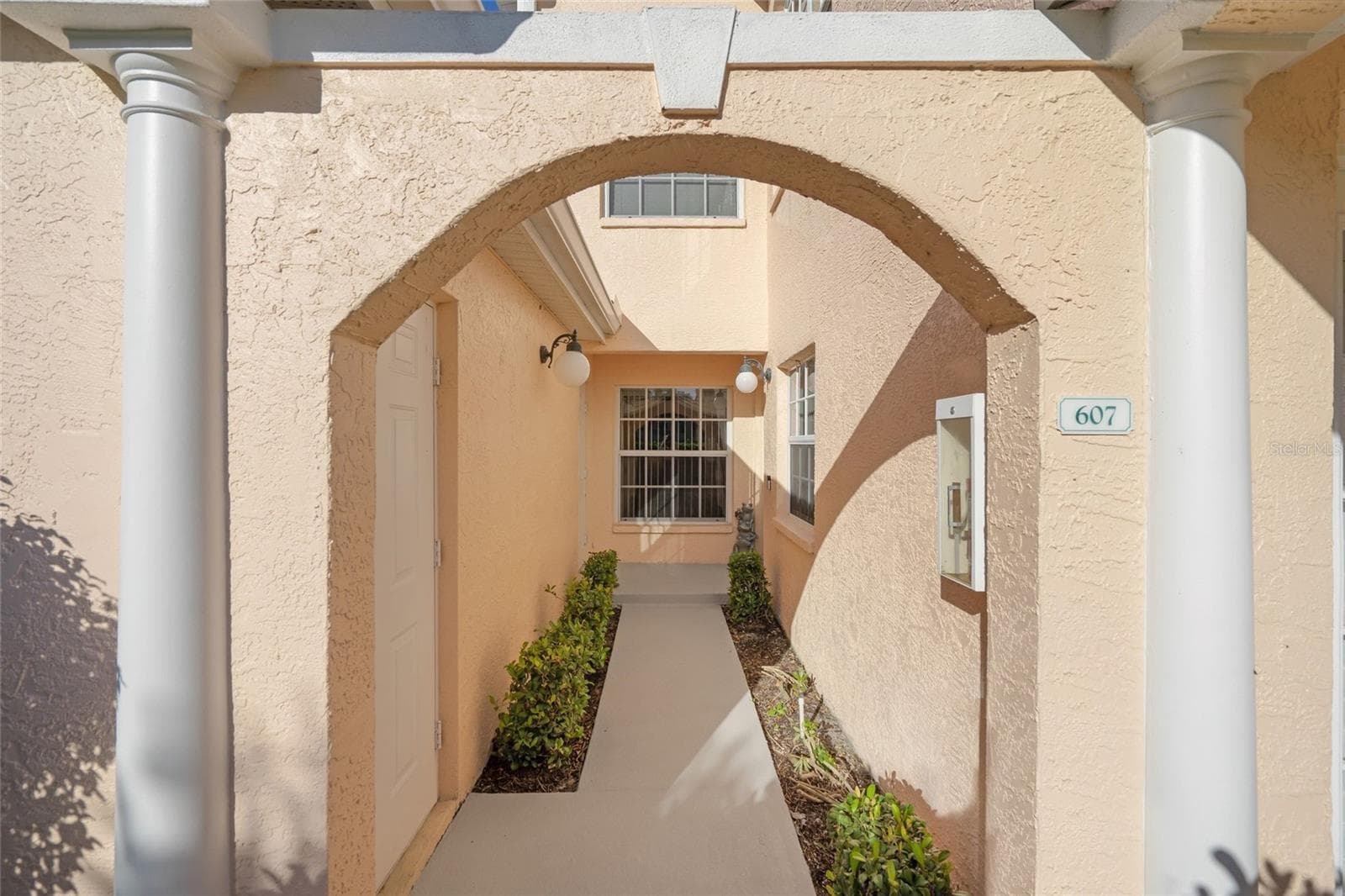 Condominium at 607 GONDOLA PARK DR #607, VENICE, photo 3 of 54
