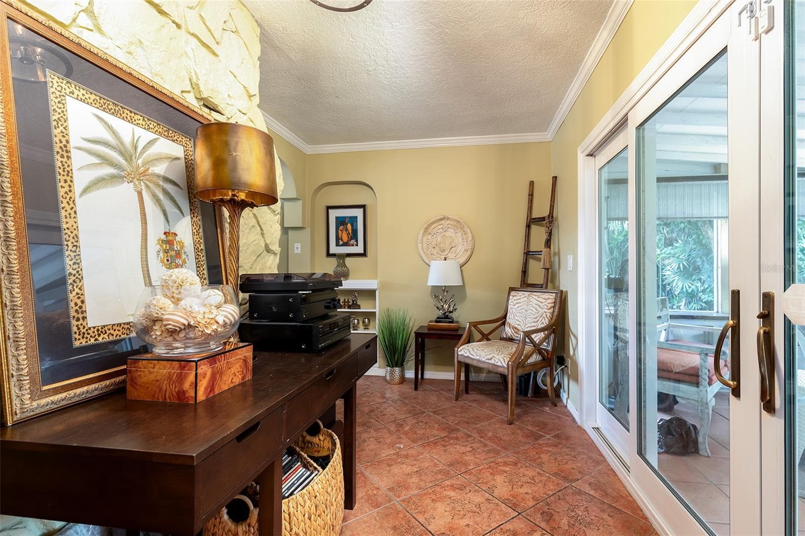 Single Family Residence at 1036 DELANEY AVE, ORLANDO, photo 11 of 31