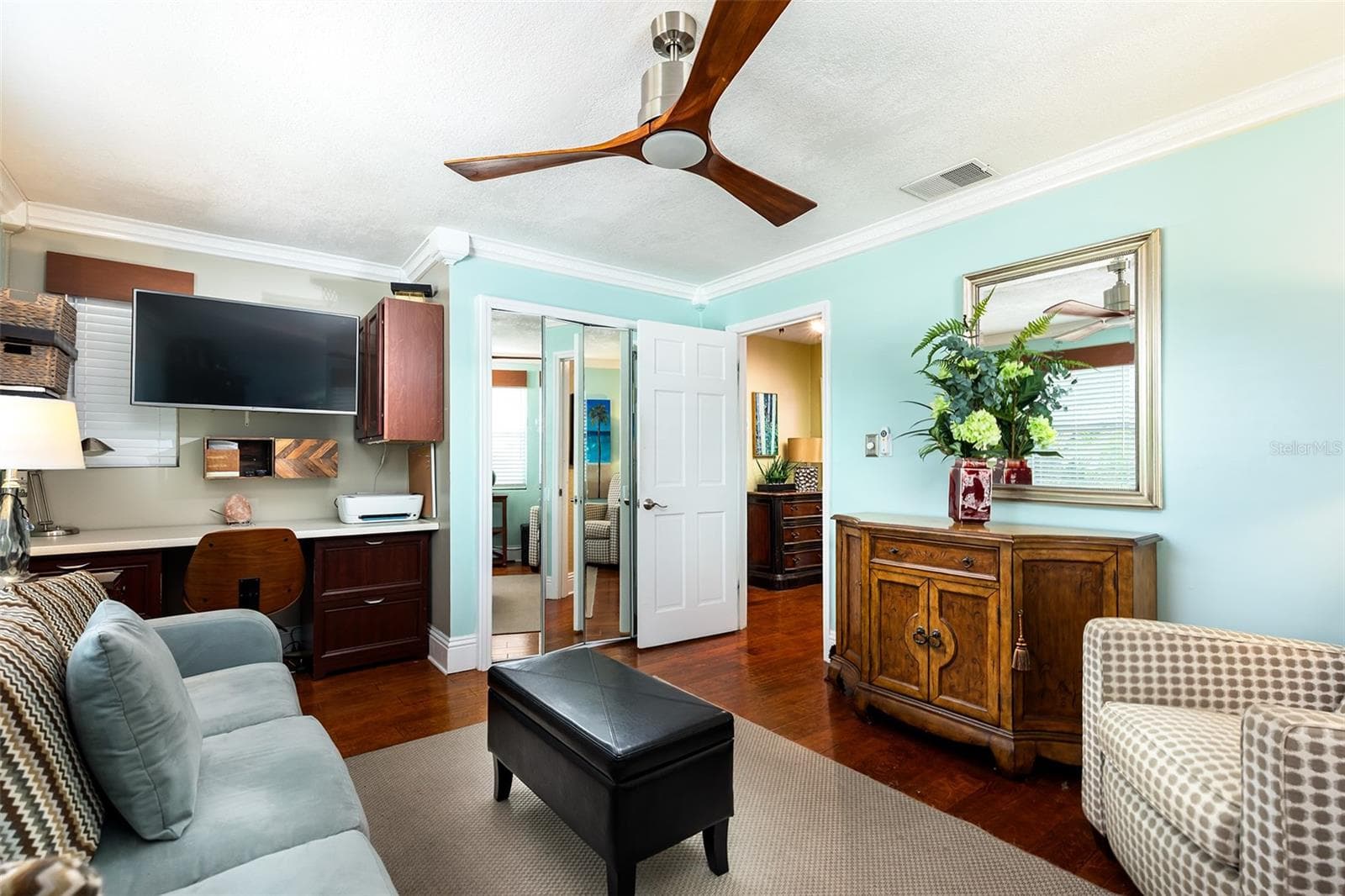 Single Family Residence at 1036 DELANEY AVE, ORLANDO, photo 16 of 31