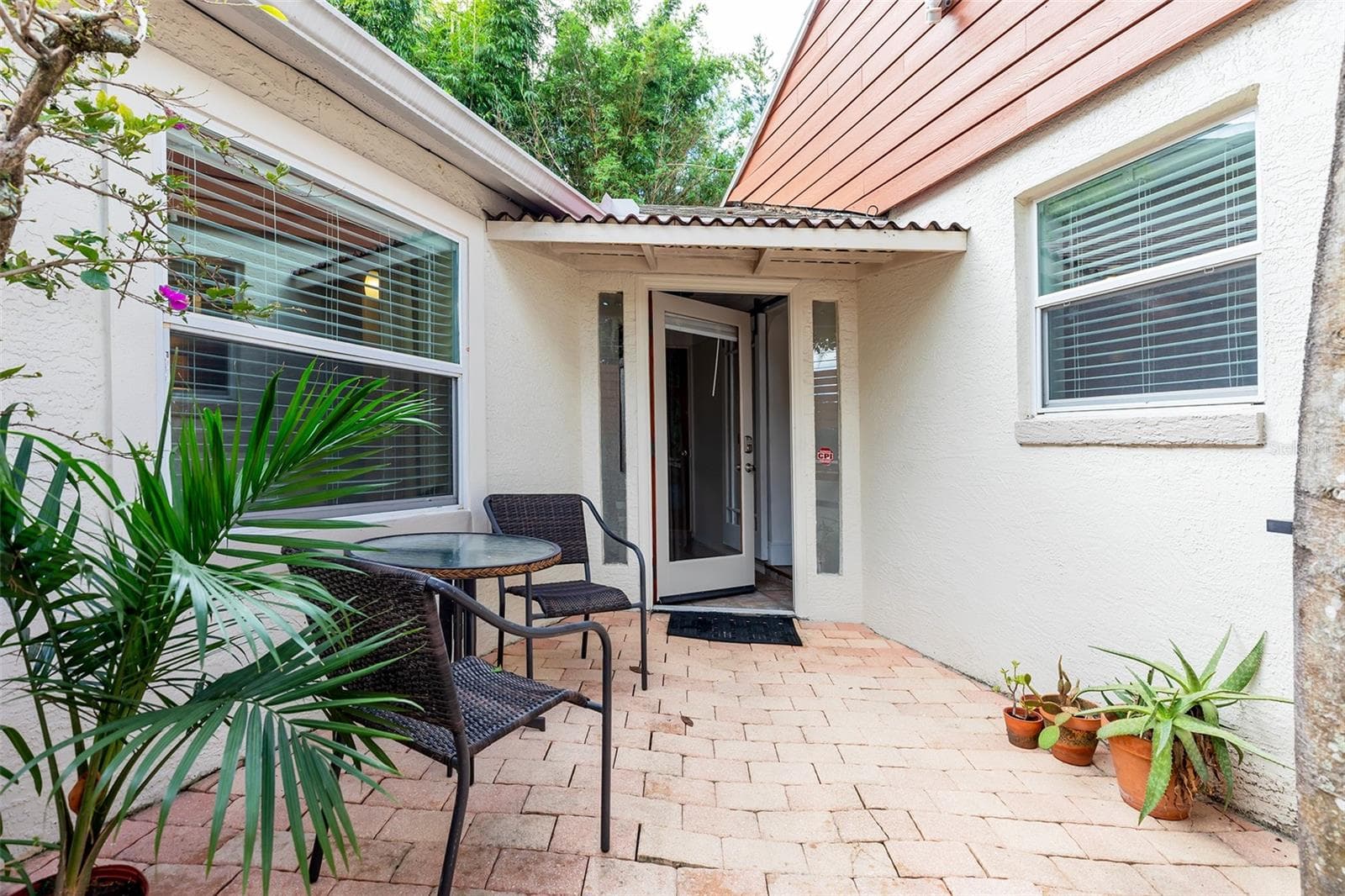 Single Family Residence at 1036 DELANEY AVE, ORLANDO, photo 23 of 31