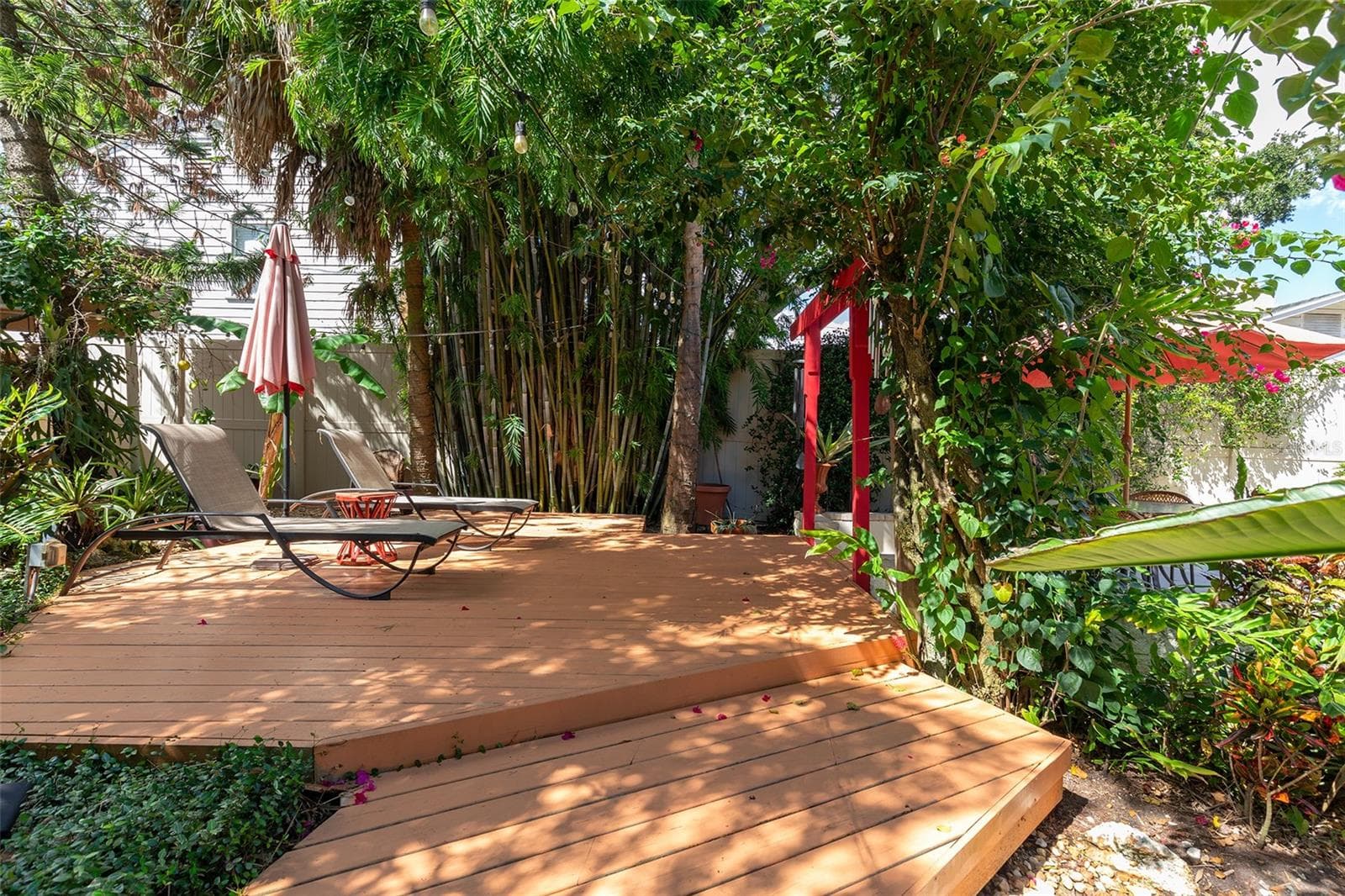 Single Family Residence at 1036 DELANEY AVE, ORLANDO, photo 24 of 31