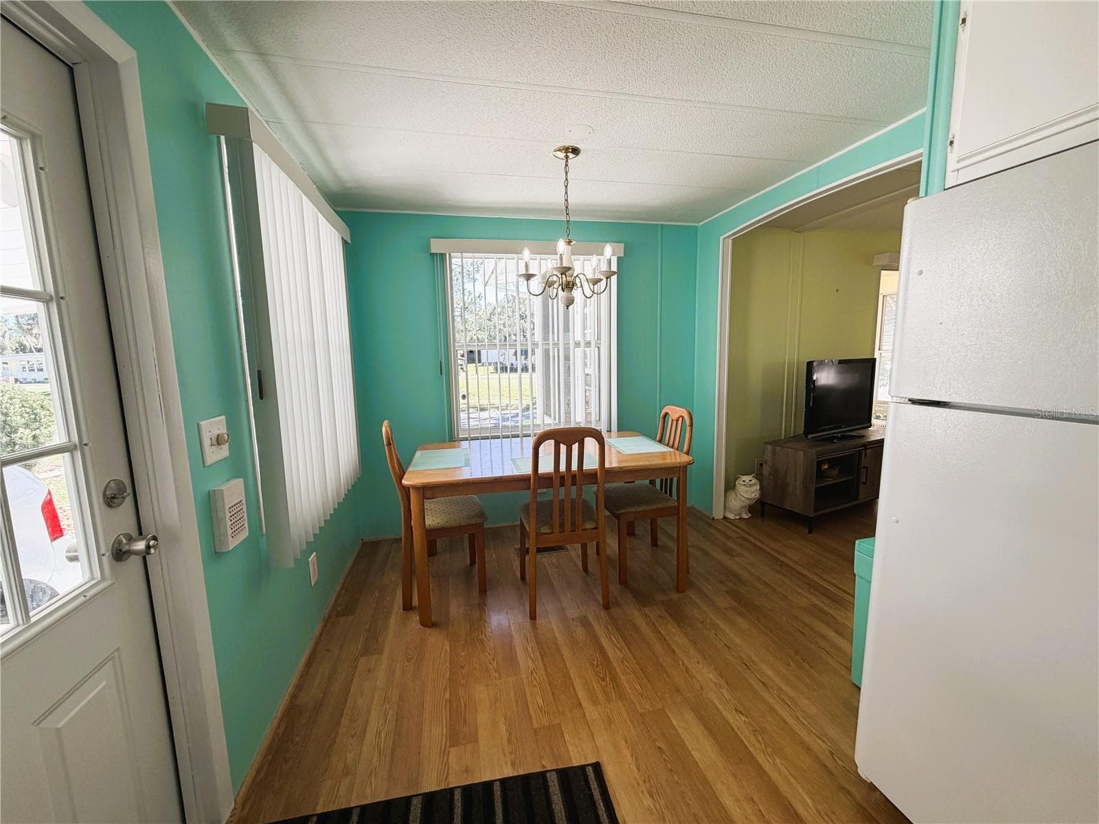 Mobile Home at 353 HAWTHORNE BLVD, LEESBURG, photo 8 of 37