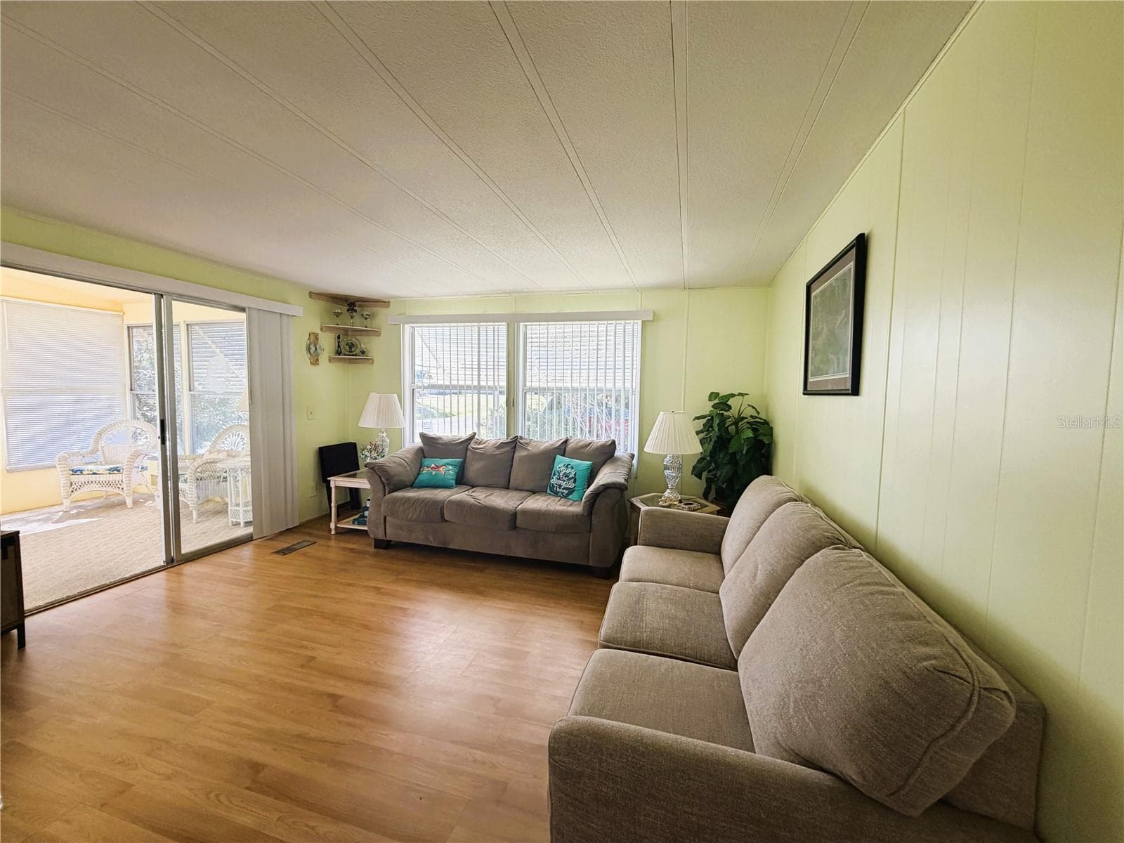 Mobile Home at 353 HAWTHORNE BLVD, LEESBURG, photo 12 of 37