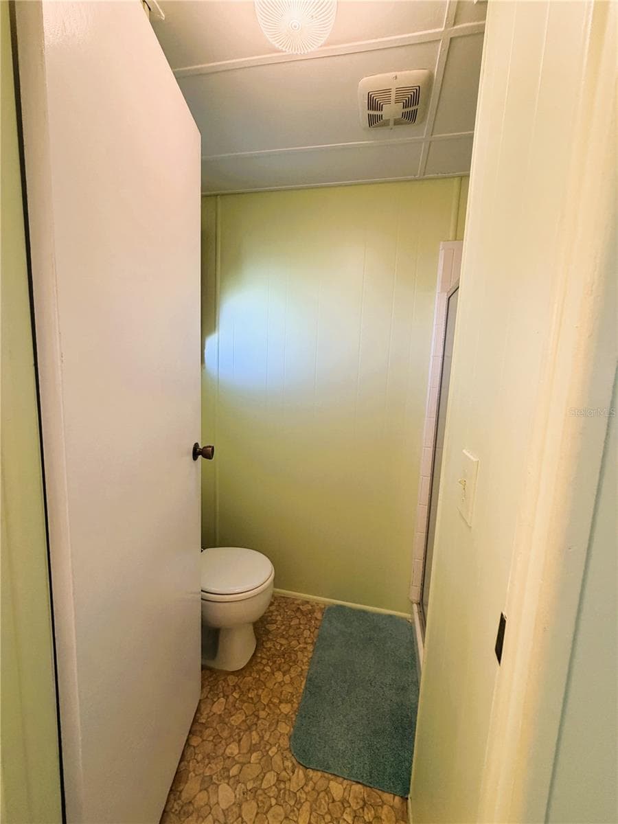 Mobile Home at 353 HAWTHORNE BLVD, LEESBURG, photo 30 of 37