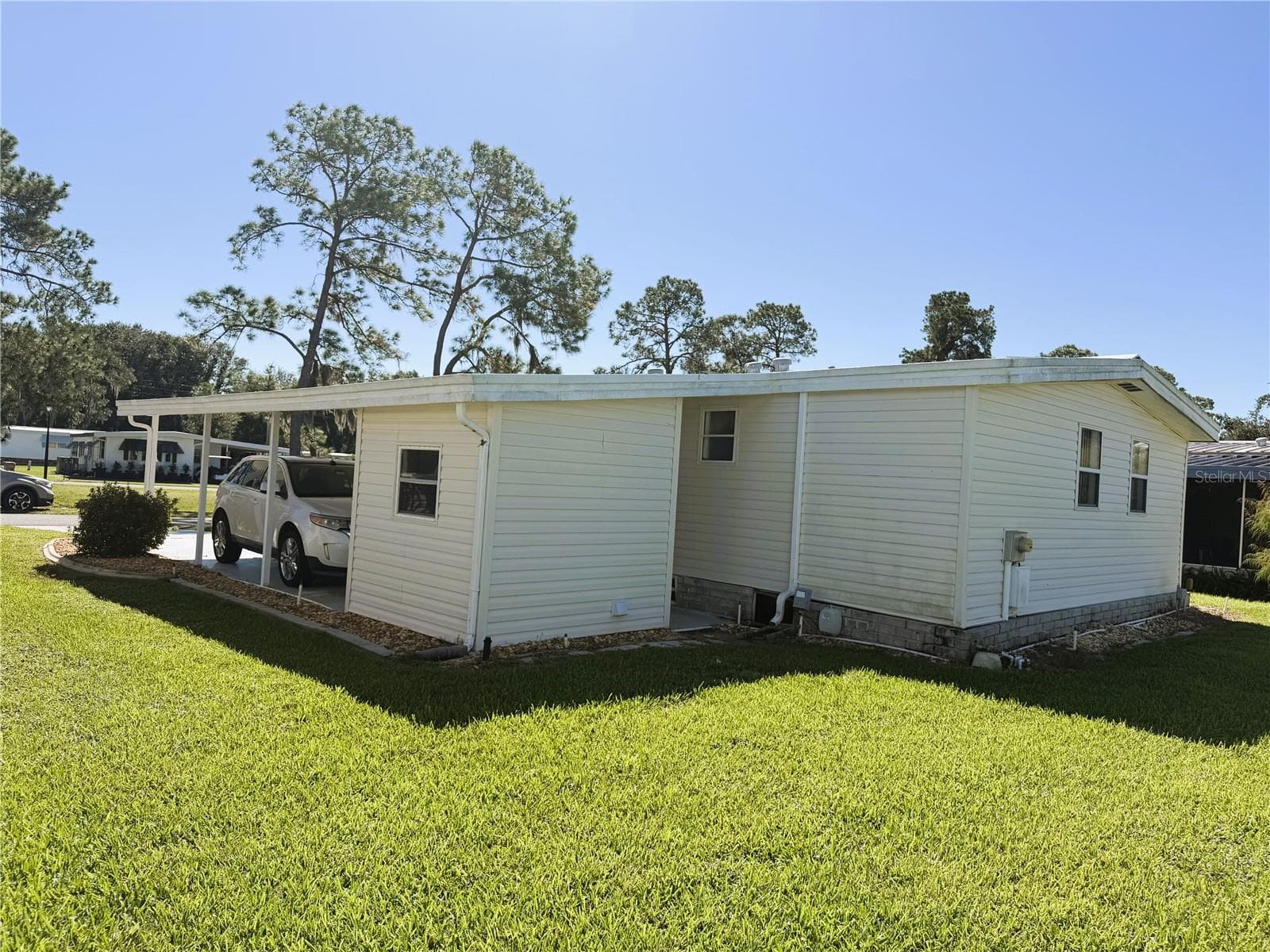 Mobile Home at 353 HAWTHORNE BLVD, LEESBURG, photo 35 of 37