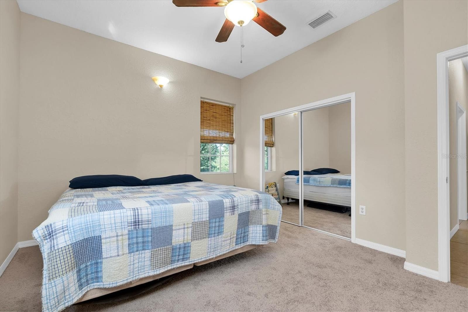 Single Family Residence at 5909 ARTESIAN RIDGE LN, DOVER, photo 16 of 37