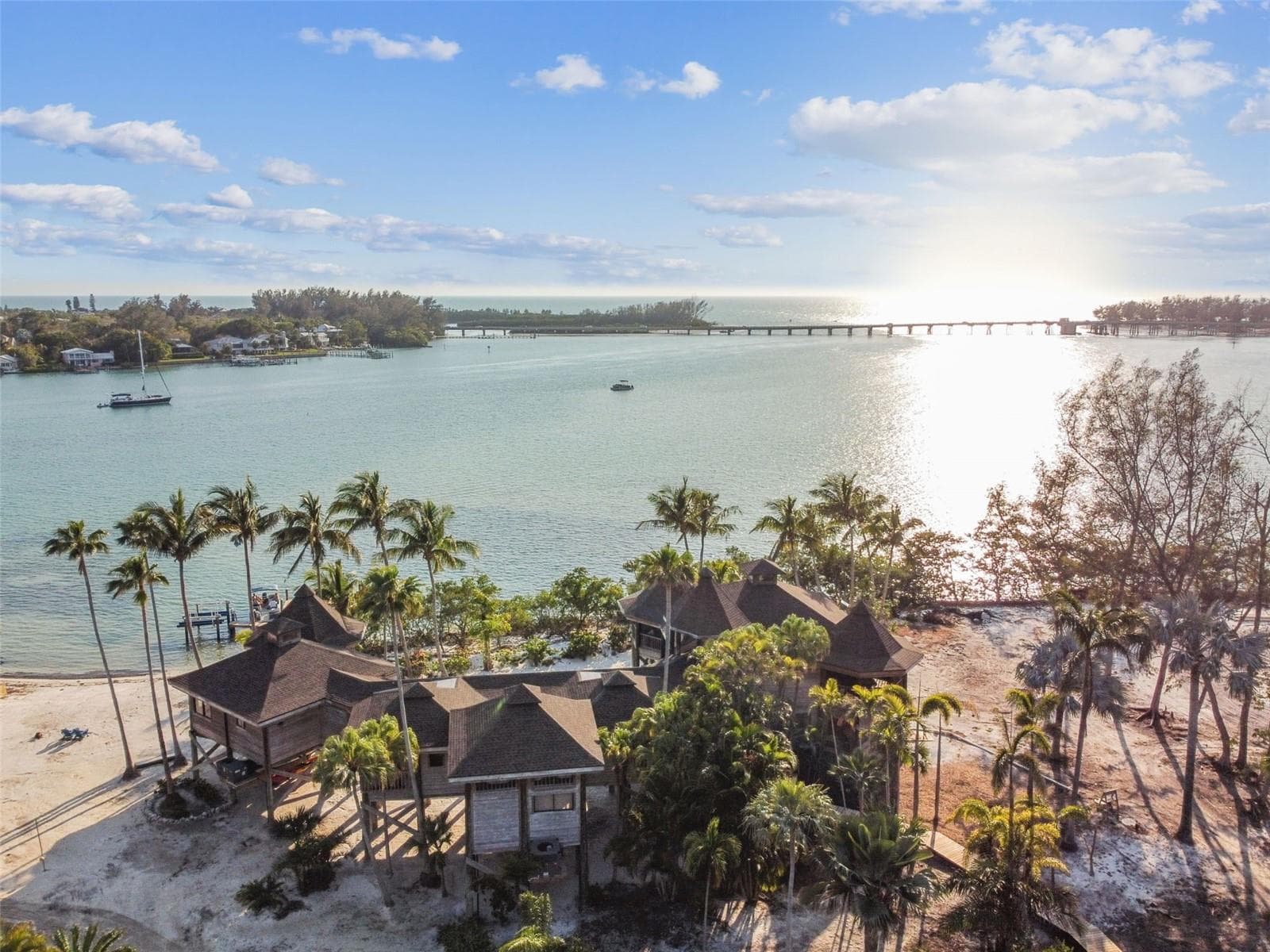 Single Family Residence at 7147 LA LENAIRE DR, LONGBOAT KEY, photo 2 of 98