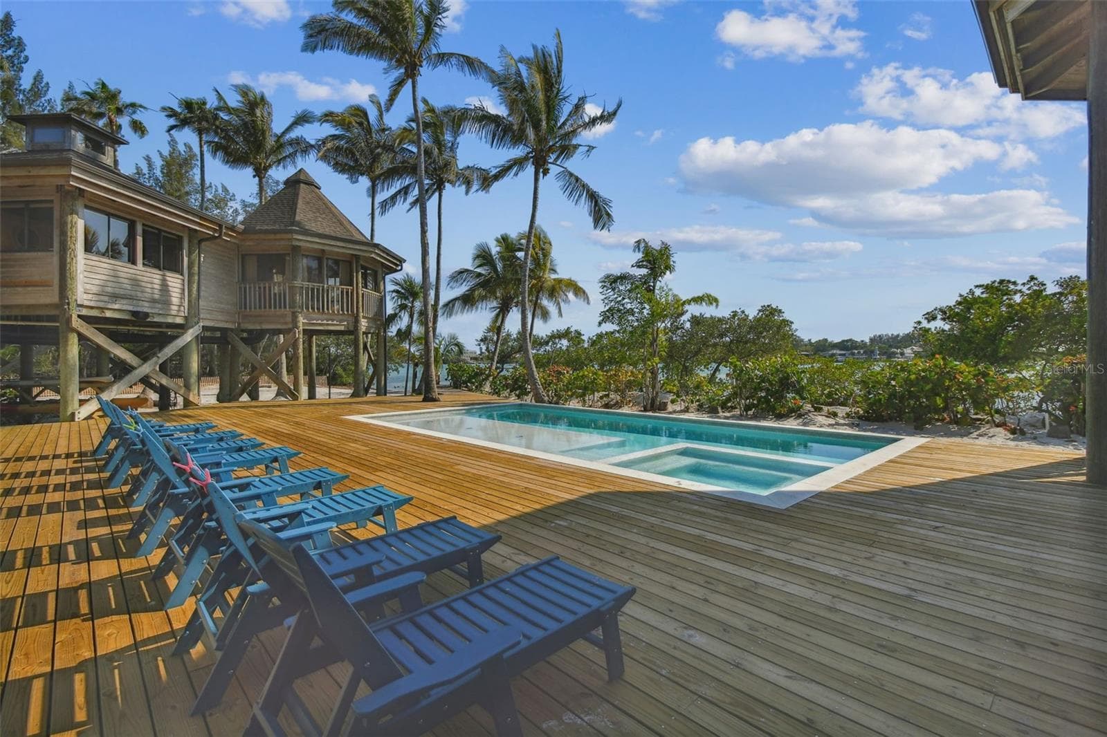 Single Family Residence at 7147 LA LENAIRE DR, LONGBOAT KEY, photo 6 of 98