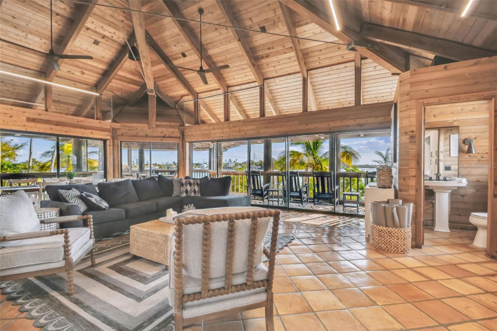 Single Family Residence at 7147 LA LENAIRE DR, LONGBOAT KEY, photo 23 of 98