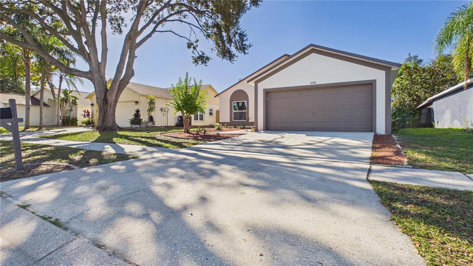 Single Family Residence at 11108 WINDPOINT DR, TAMPA, photo 5 of 36