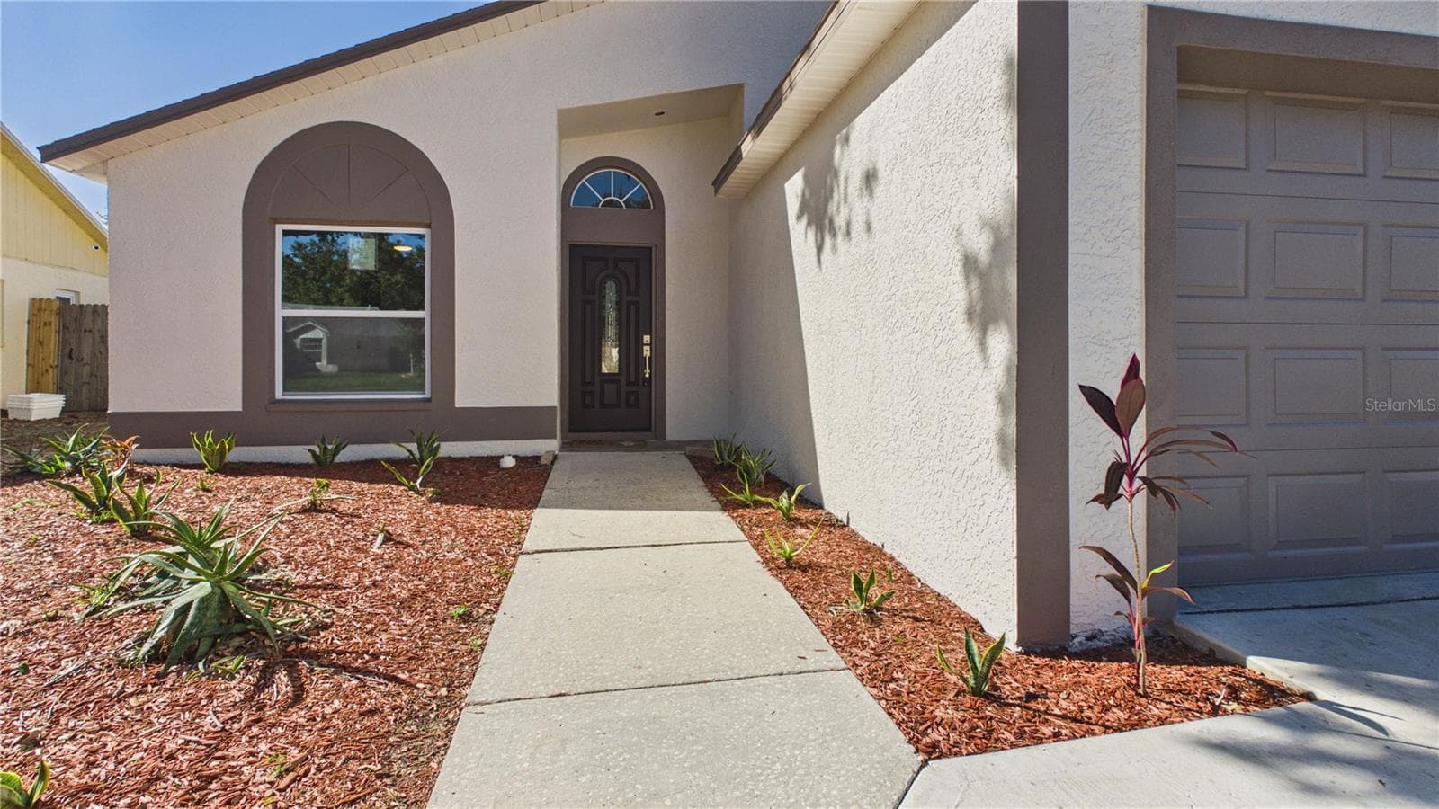 Single Family Residence at 11108 WINDPOINT DR, TAMPA, photo 7 of 36