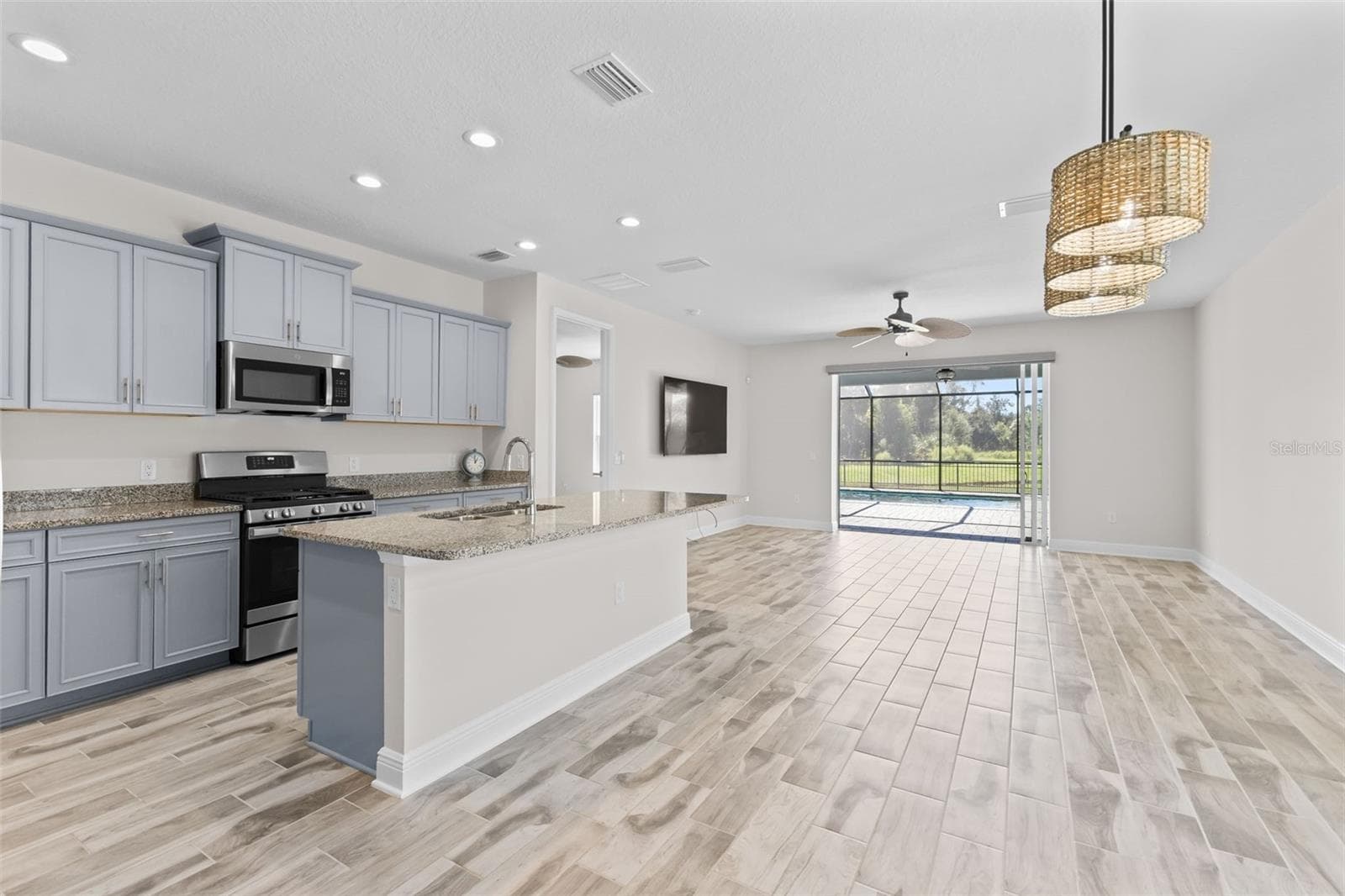 Single Family Residence at 9961 CROSS RIVER TRL, PARRISH, photo 2 of 63