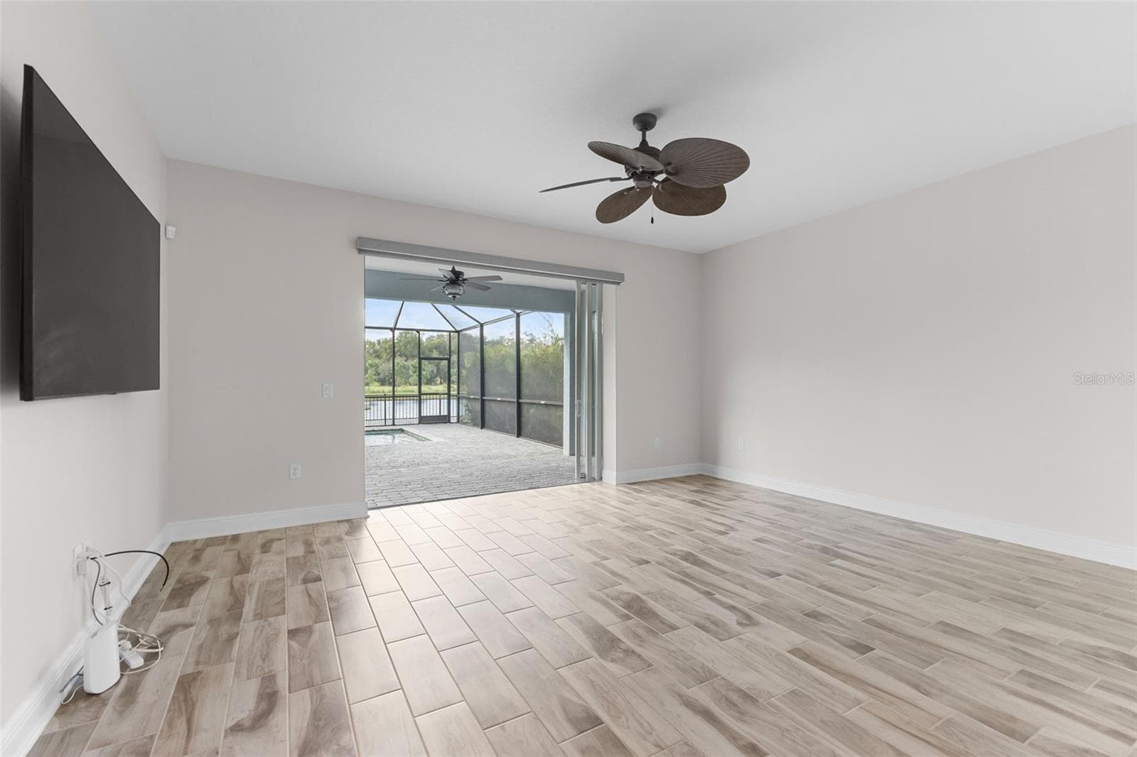 Single Family Residence at 9961 CROSS RIVER TRL, PARRISH, photo 4 of 63