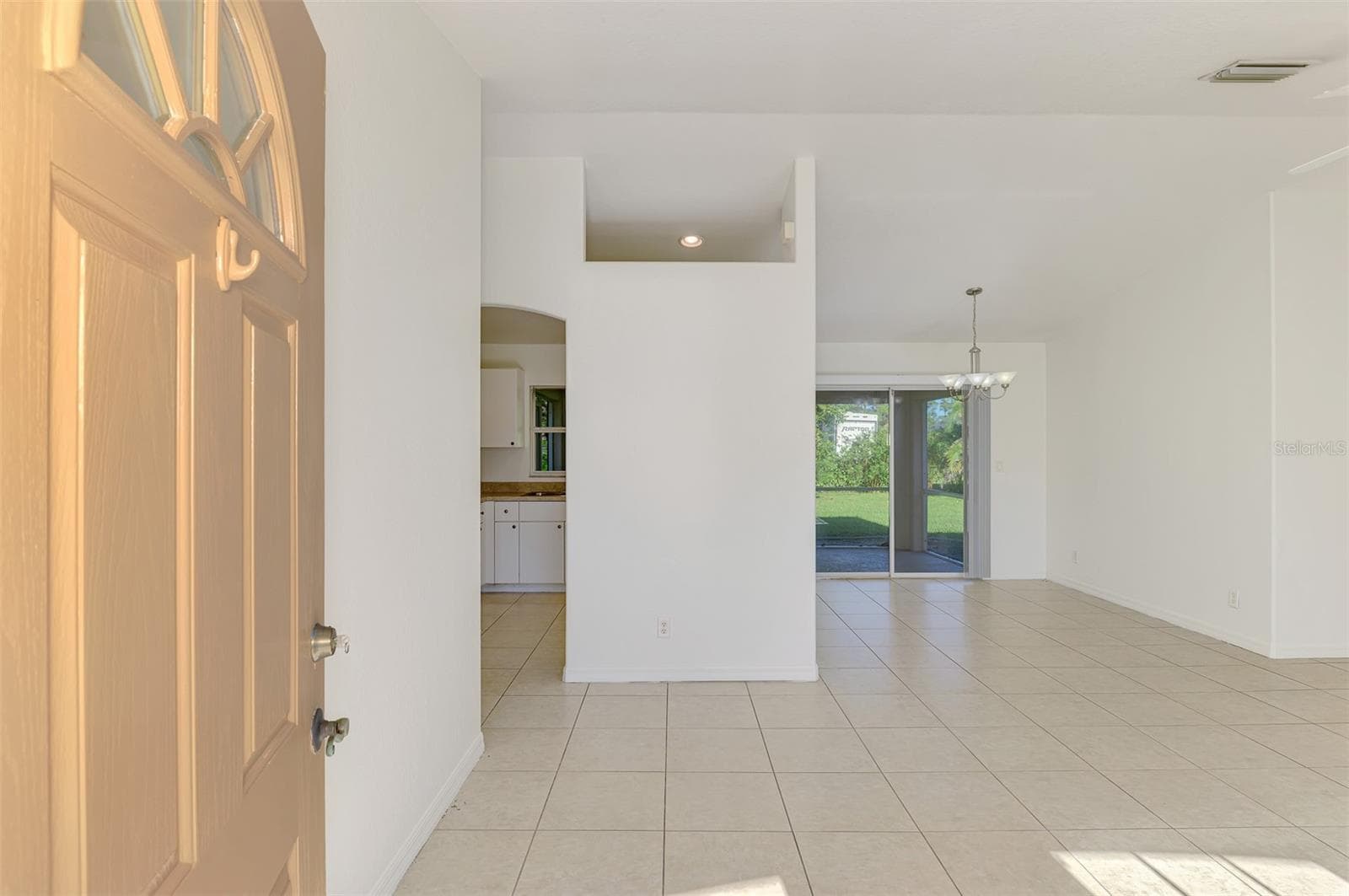 Single Family Residence at 3305 CIRCLEVILLE ST, NORTH PORT, photo 4 of 53