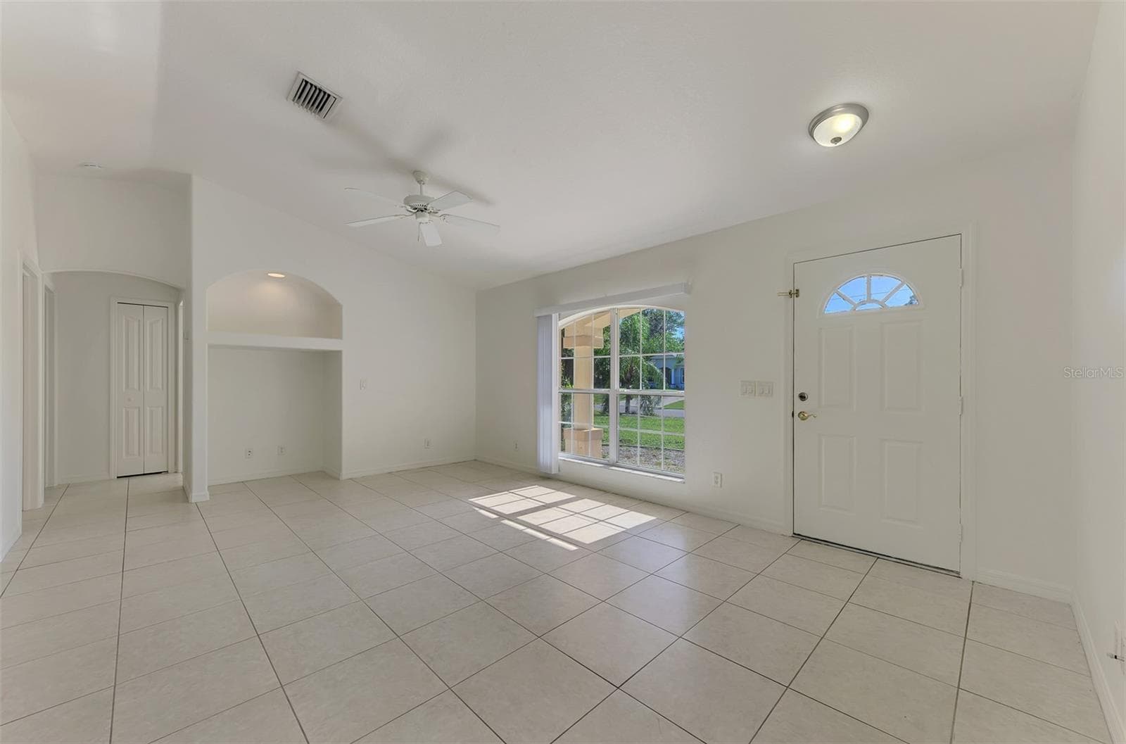 Single Family Residence at 3305 CIRCLEVILLE ST, NORTH PORT, photo 5 of 53