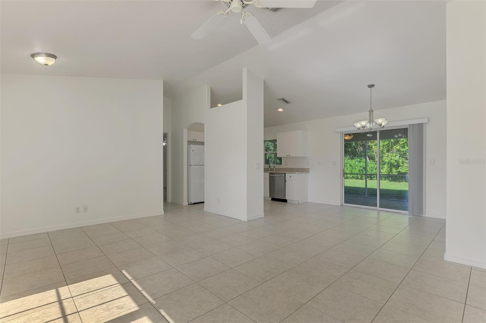 Single Family Residence at 3305 CIRCLEVILLE ST, NORTH PORT, photo 9 of 53